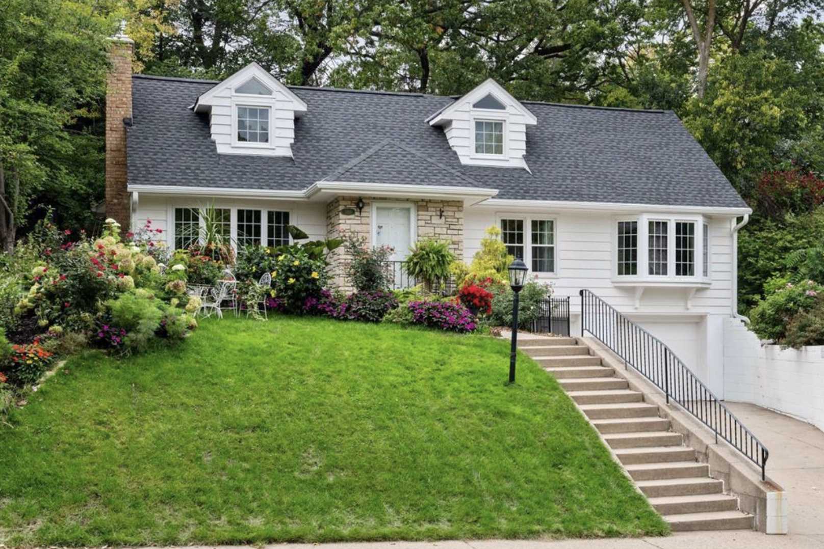 Minneapolis, MN 55410,3816 Zenith AVE S