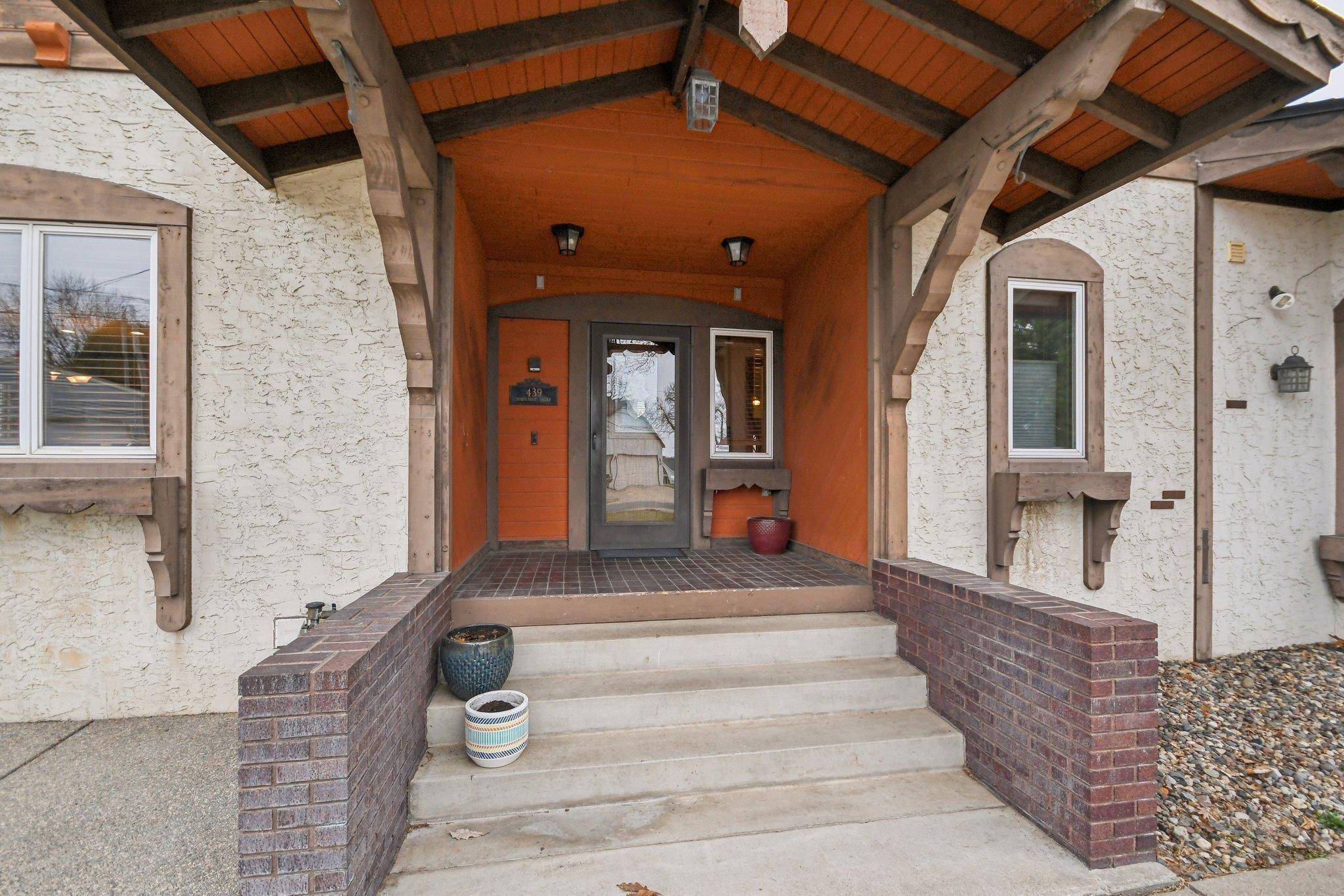 Shoreview, MN 55126,439 W Horseshoe DR