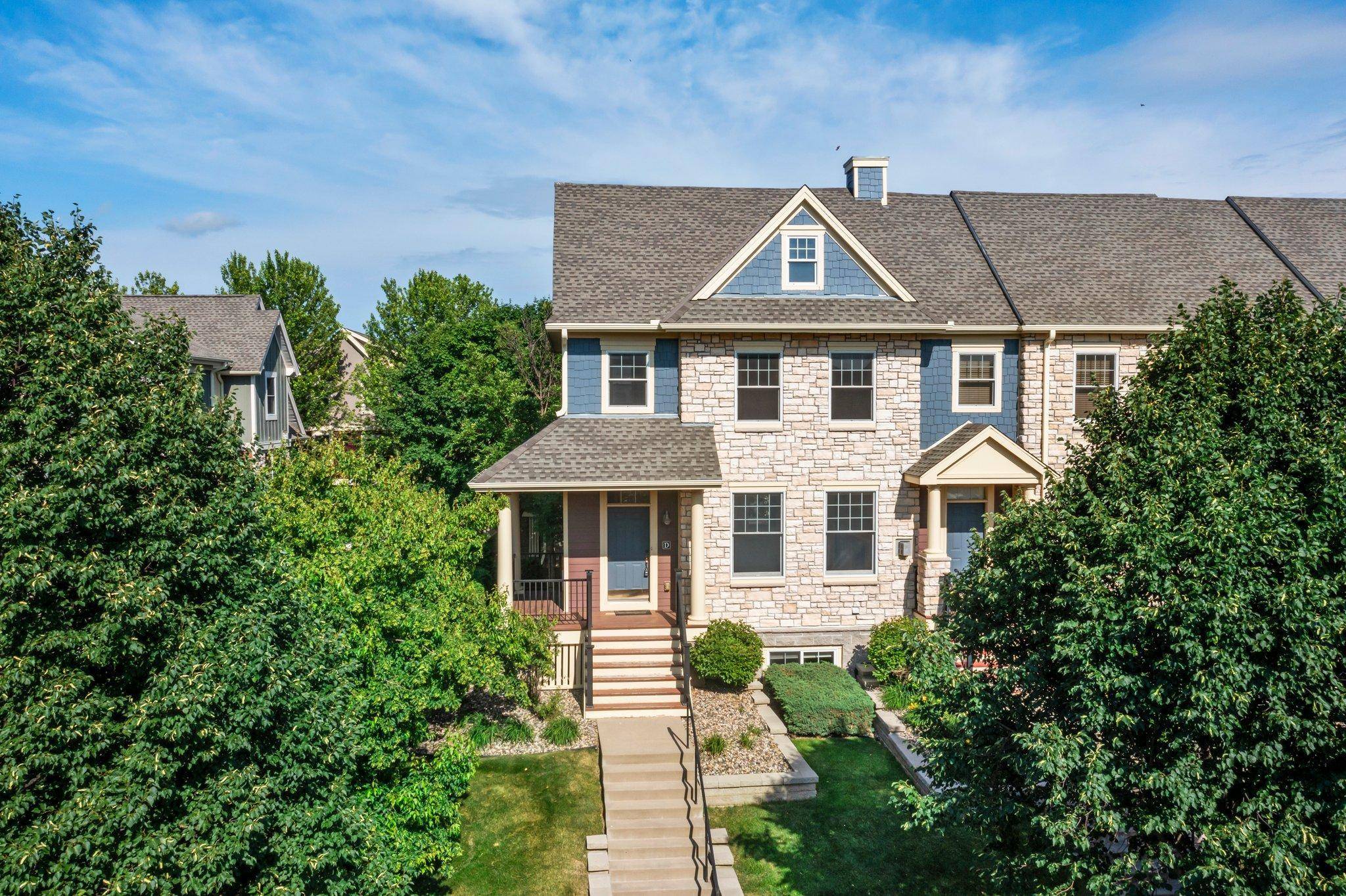 Woodbury, MN 55129,10754 Falling Water LN #D