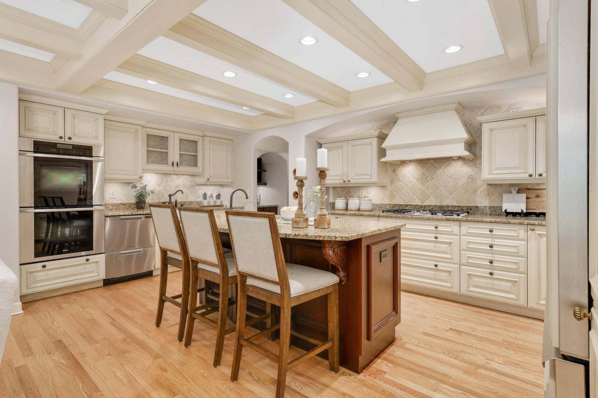 Woodbury, MN 55129,5844 Deer Trail CIR