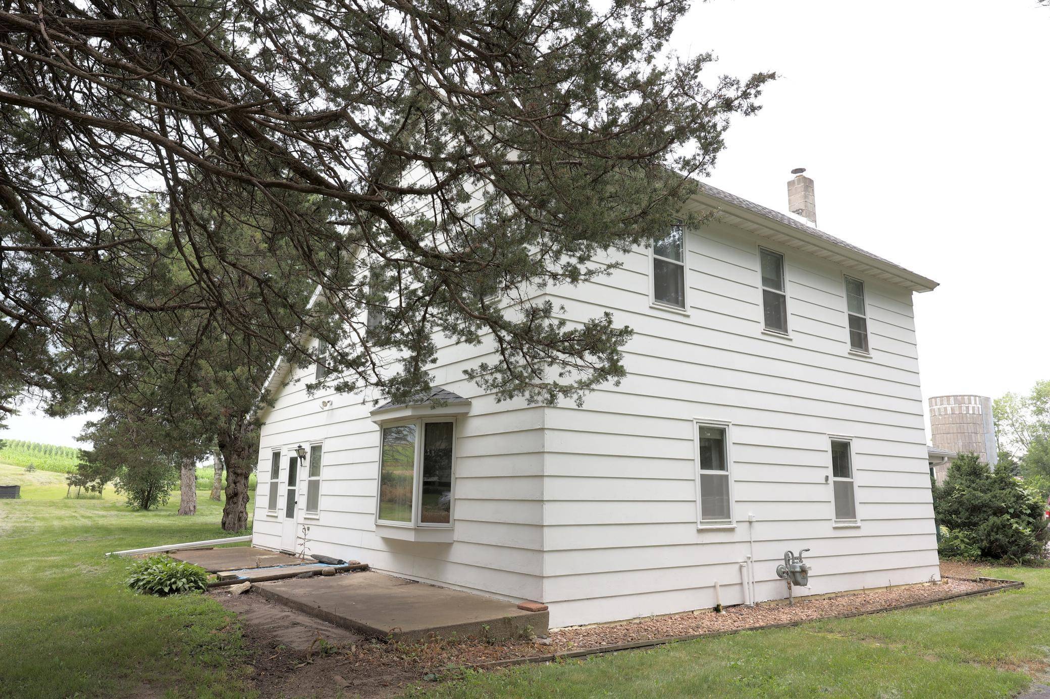 New Prague, MN 56071,25000 Saint Benedict RD