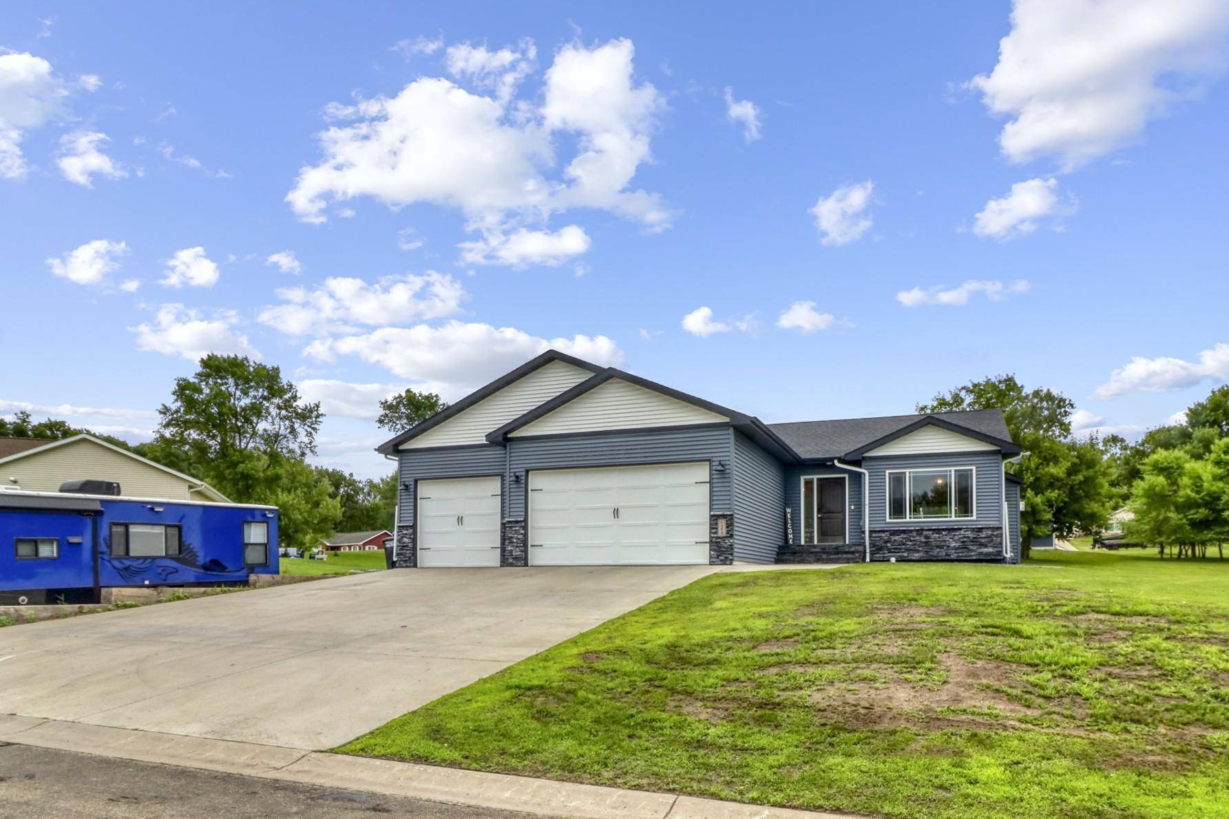 Detroit Lakes, MN 56501,1459 Huron DR