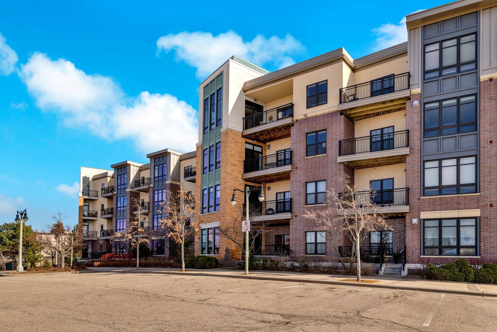 Saint Louis Park, MN 55416,3707 Grand WAY #110