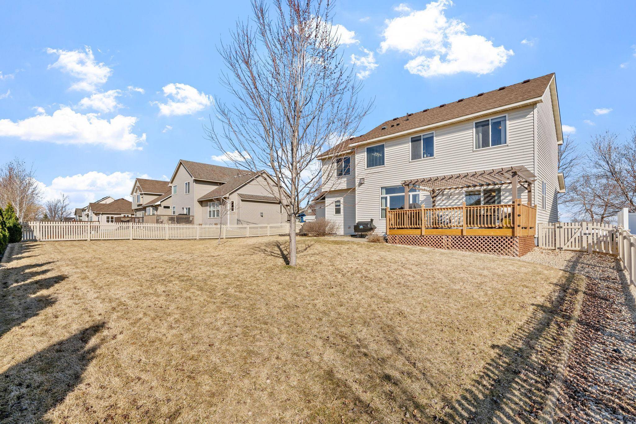 New Prague, MN 56071,1126 12th ST SE