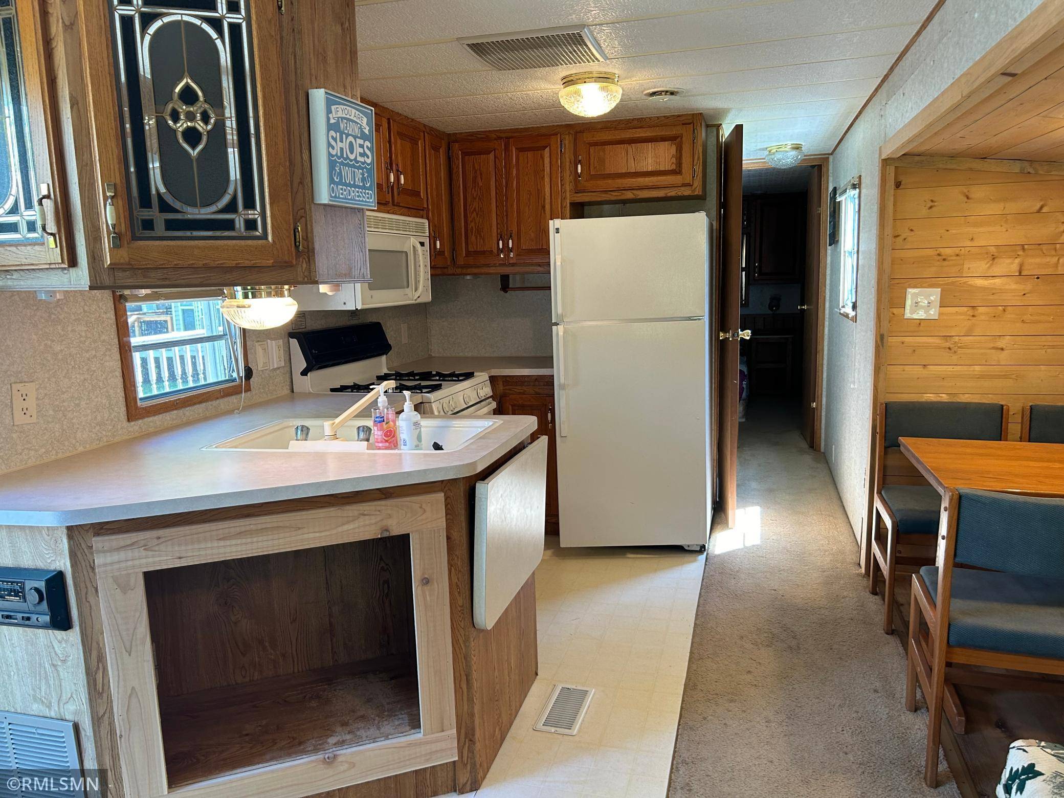 Osakis, MN 56360,1607 Highway 27 E #28