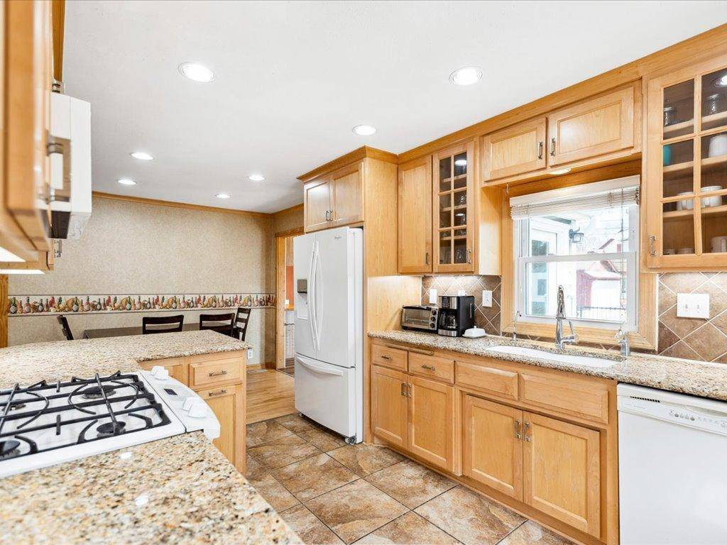 South Saint Paul, MN 55075,240 13th AVE N