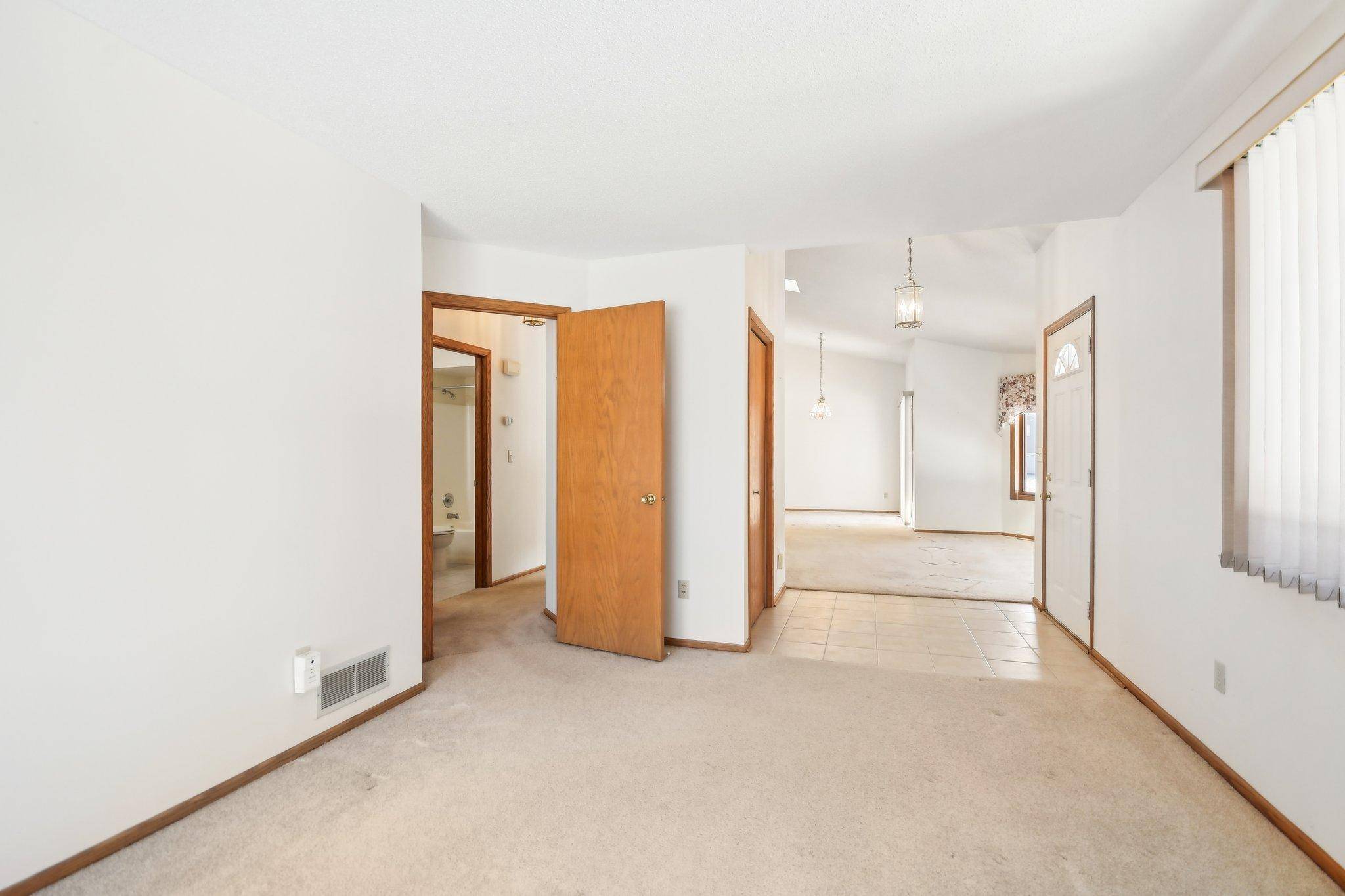 White Bear Lake, MN 55110,2513 Sumac RDG