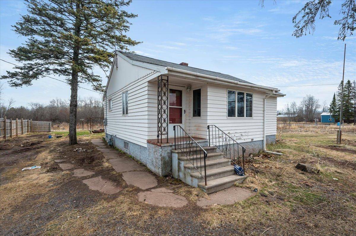 South Range, WI 54874,2812 S County RD E