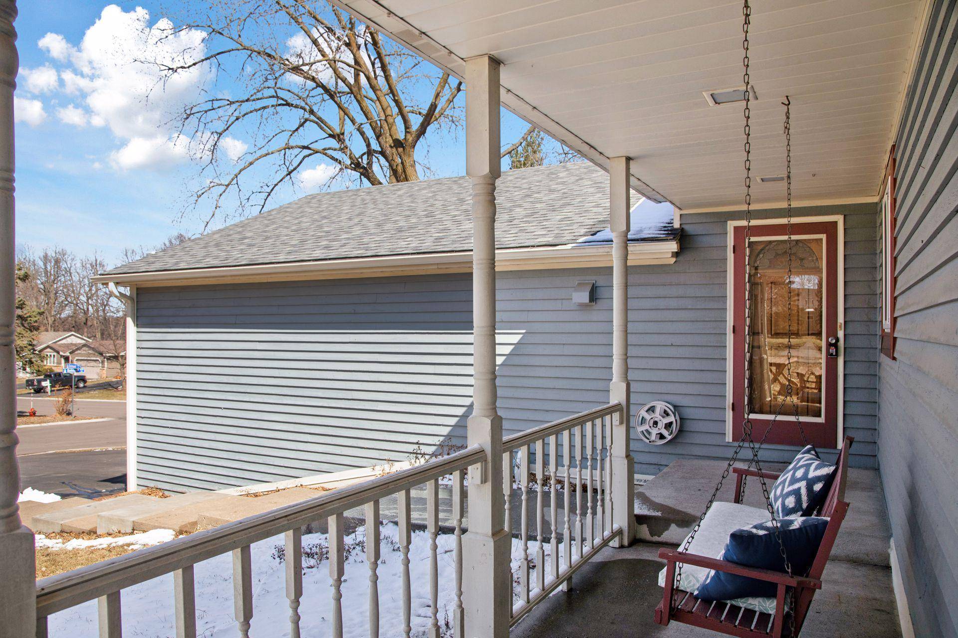 North Saint Paul, MN 55109,2470 Belmont LN E
