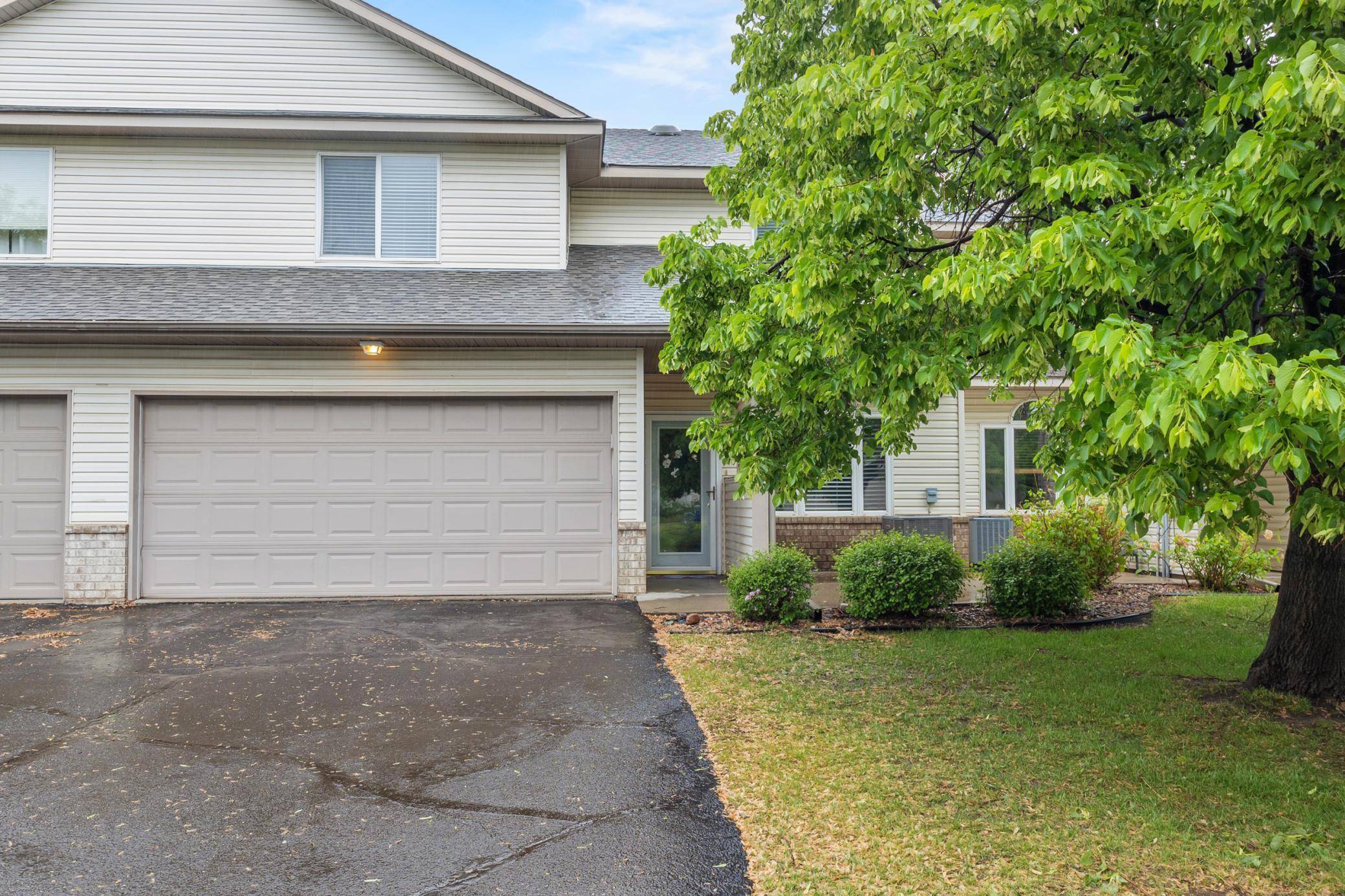Chaska, MN 55318,1226 Crystal PL E