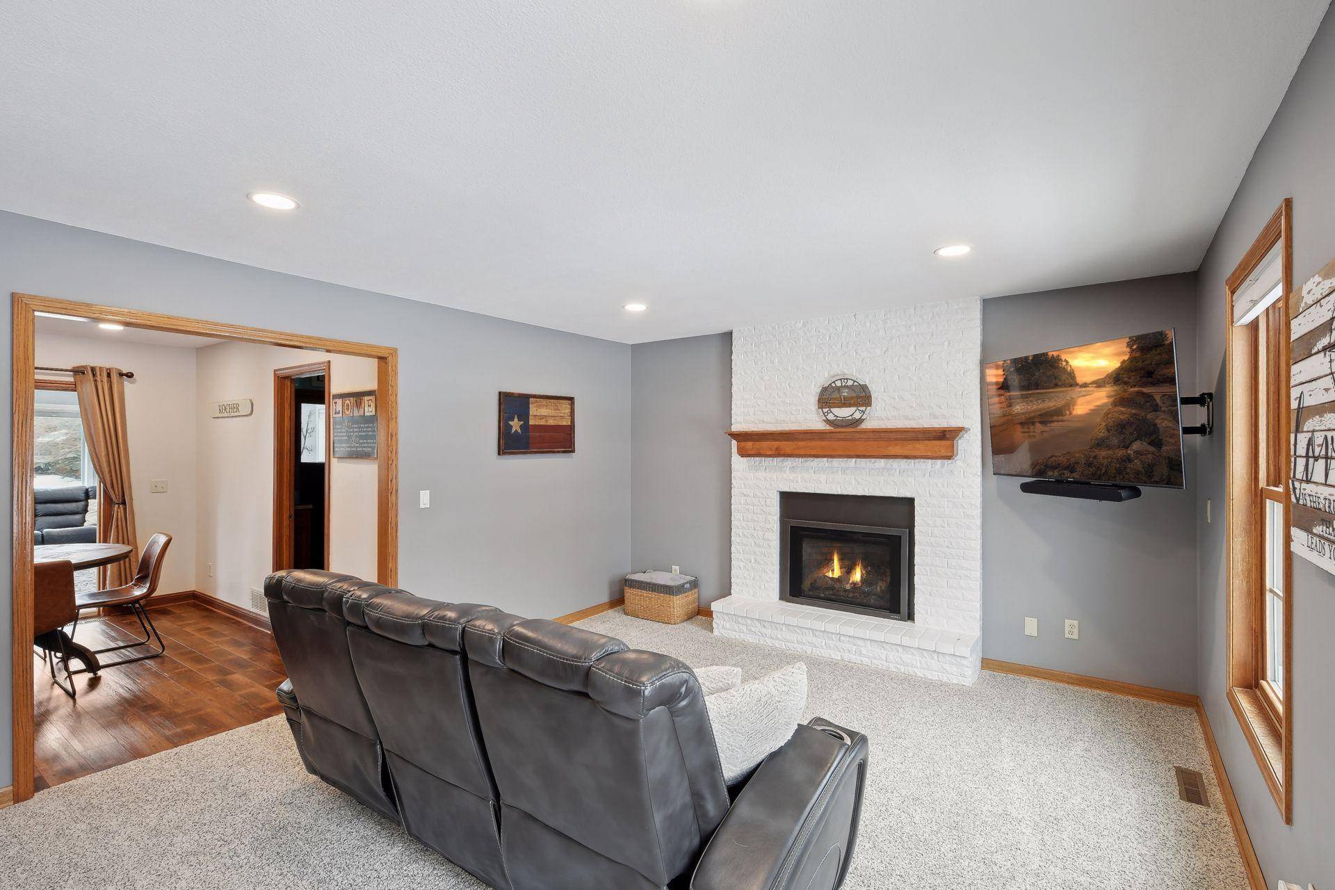 Eden Prairie, MN 55347,10539 W Riverview DR