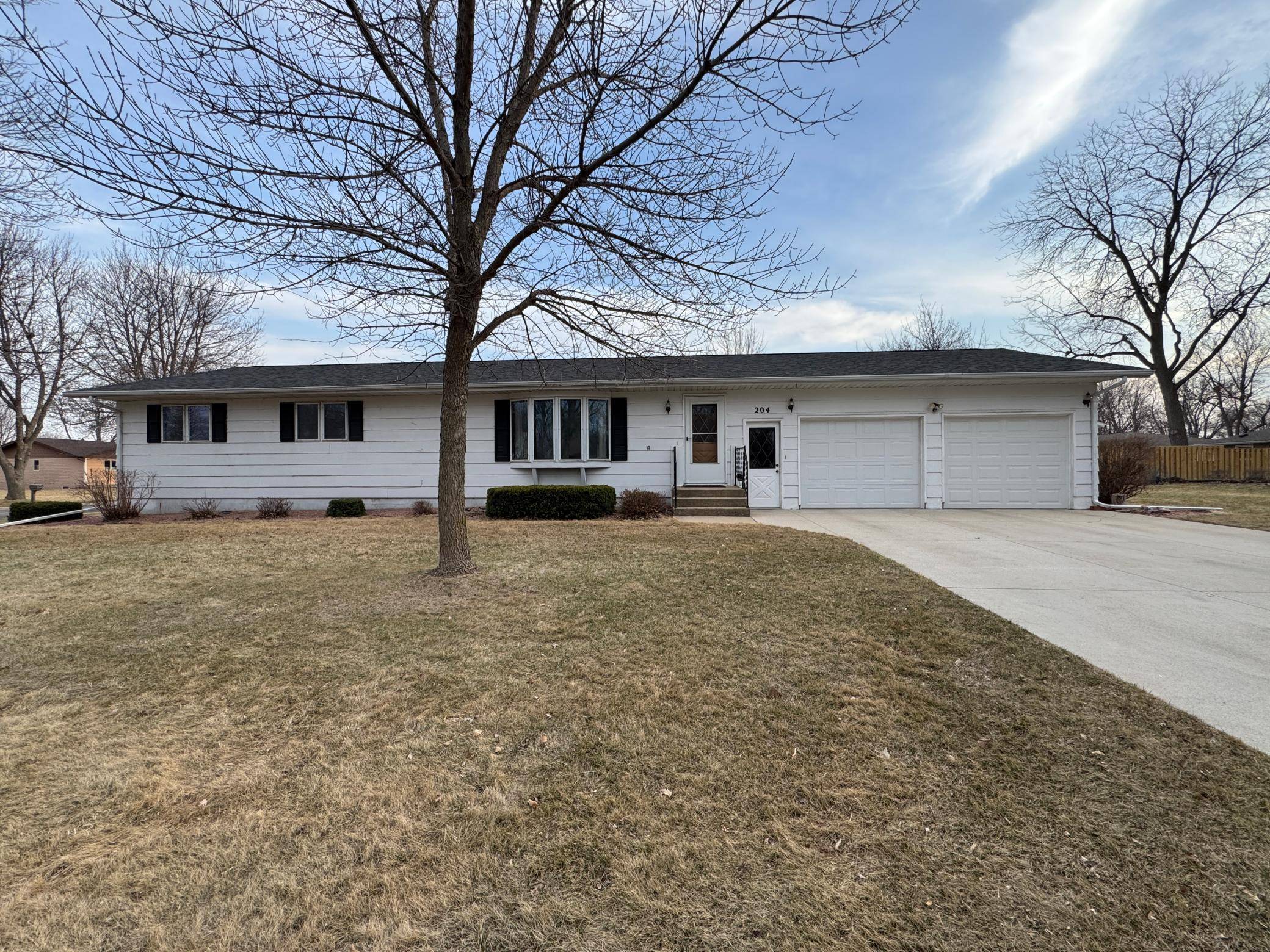 Marshall, MN 56258,204 G ST