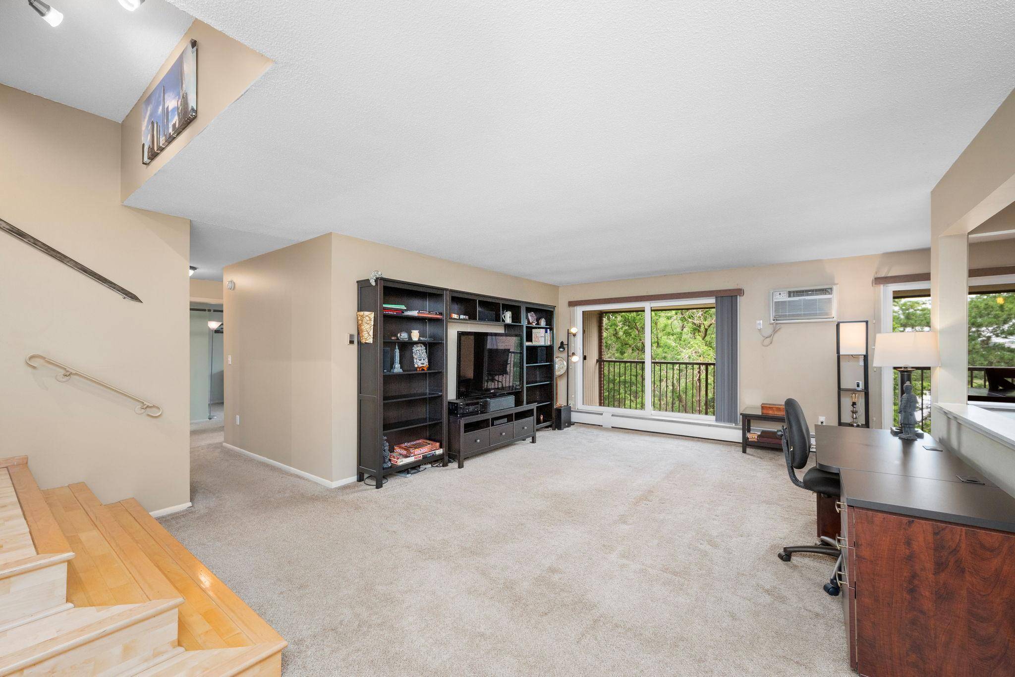 Saint Louis Park, MN 55416,4860 Park Commons.. DR #314