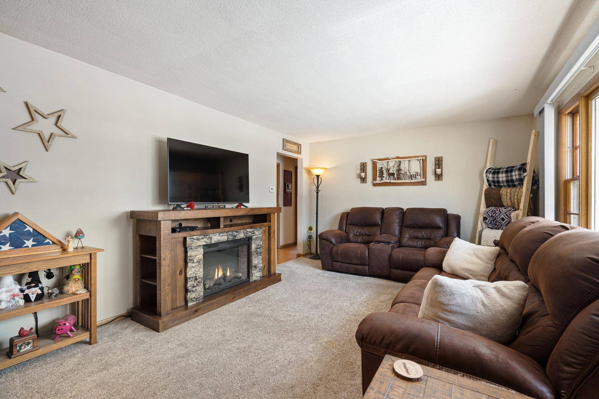 Waseca, MN 56093,213 7th AVE NE