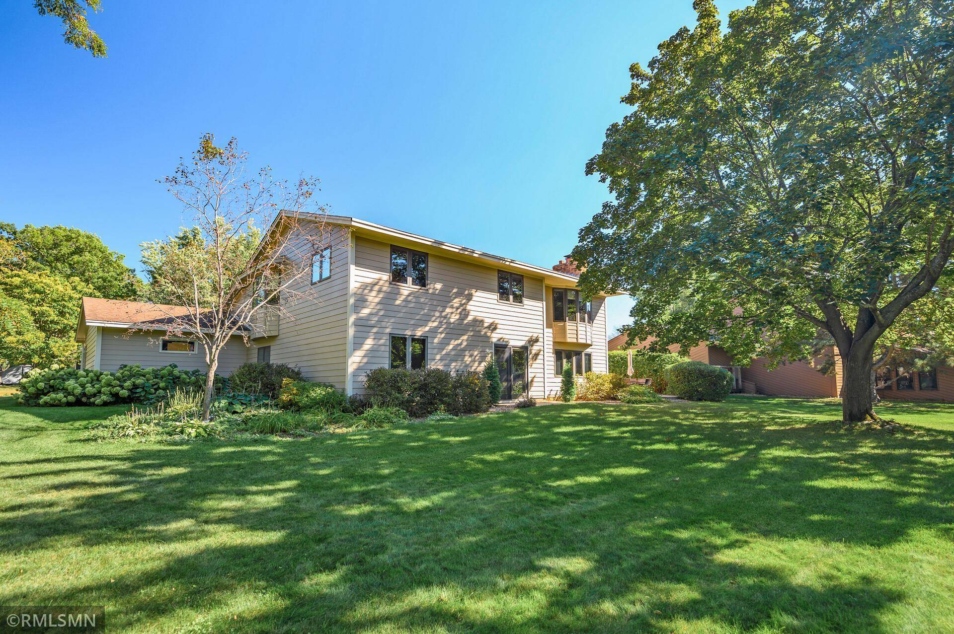 Shoreview, MN 55126,5285 E Lake Beach CT
