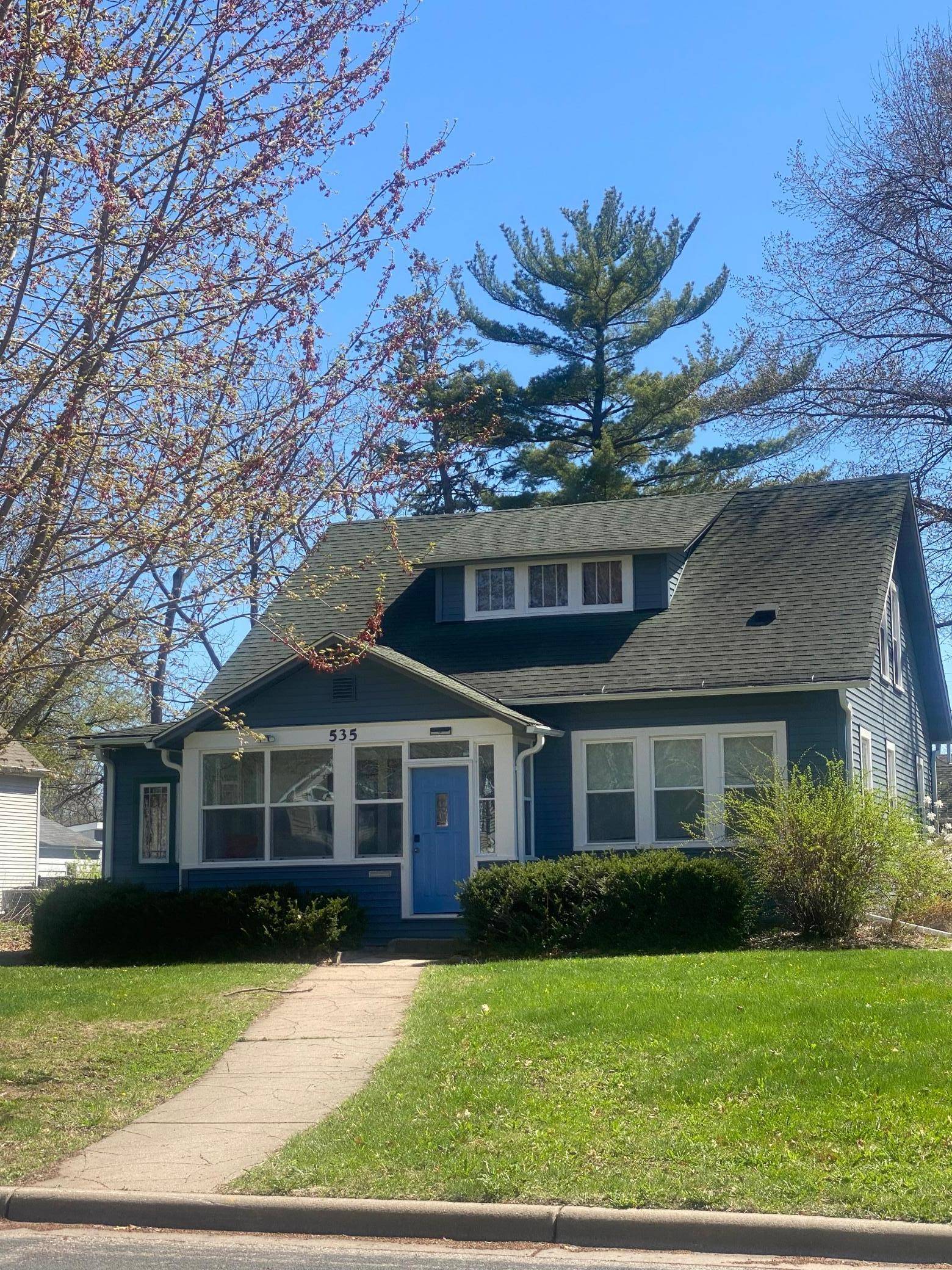 Hastings, MN 55033,535 5th ST W