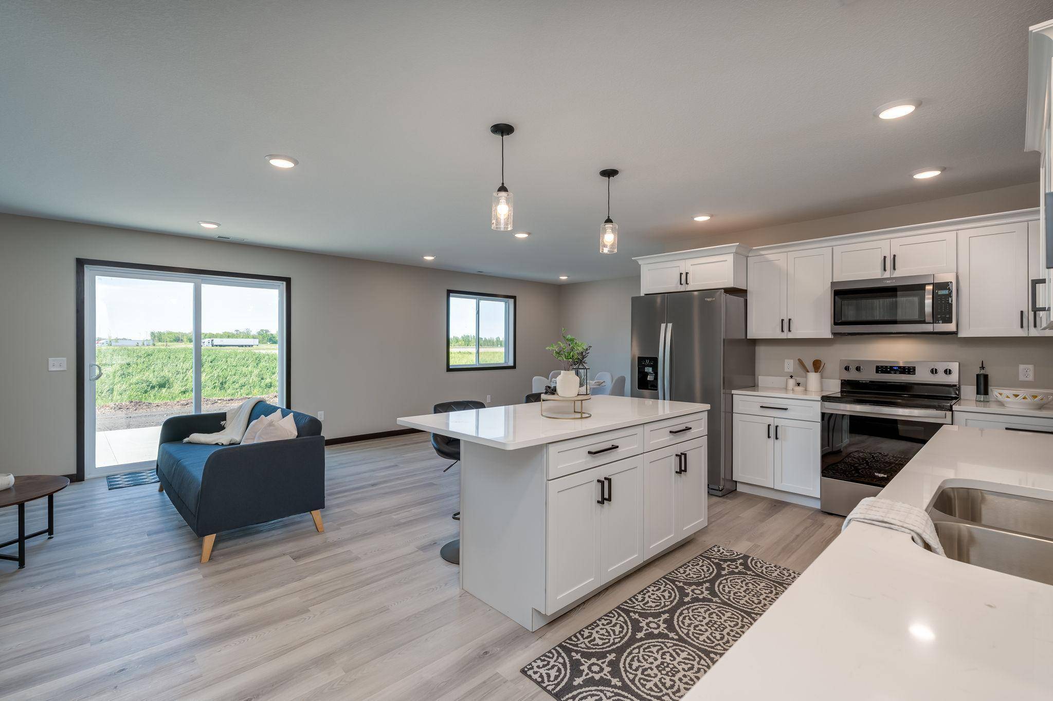 Mankato, MN 56001,3118 Scotch LN