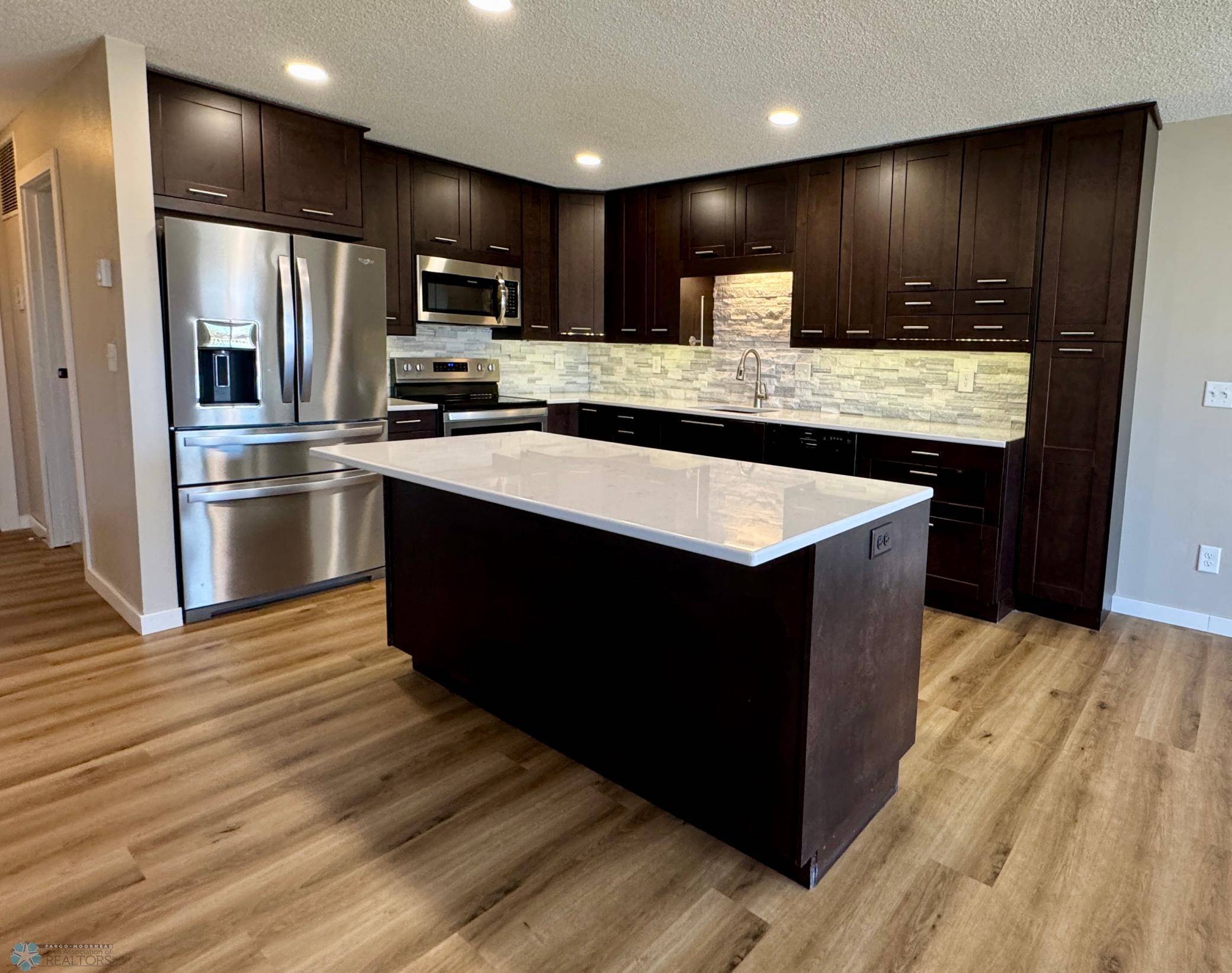 Fargo, ND 58103,3340 S 17 Avenue S #202
