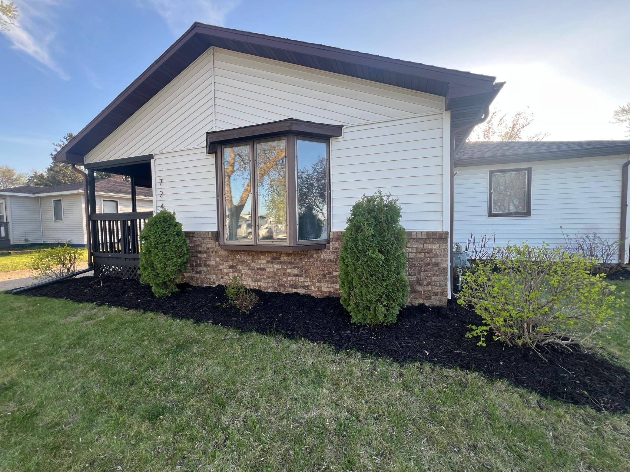 Detroit Lakes, MN 56501,724 Richwood RD
