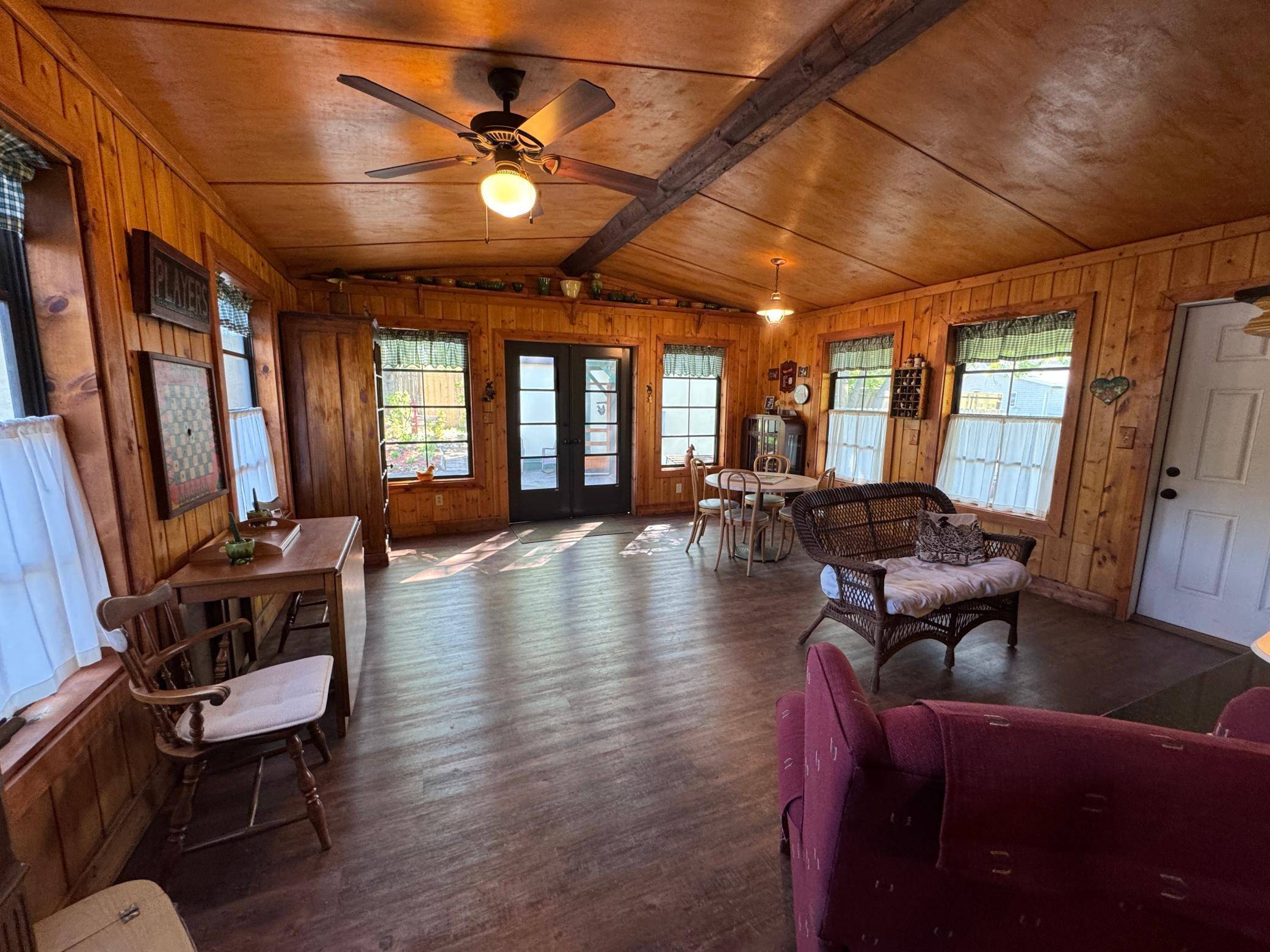 Akeley, MN 56433,395 Broadway ST W