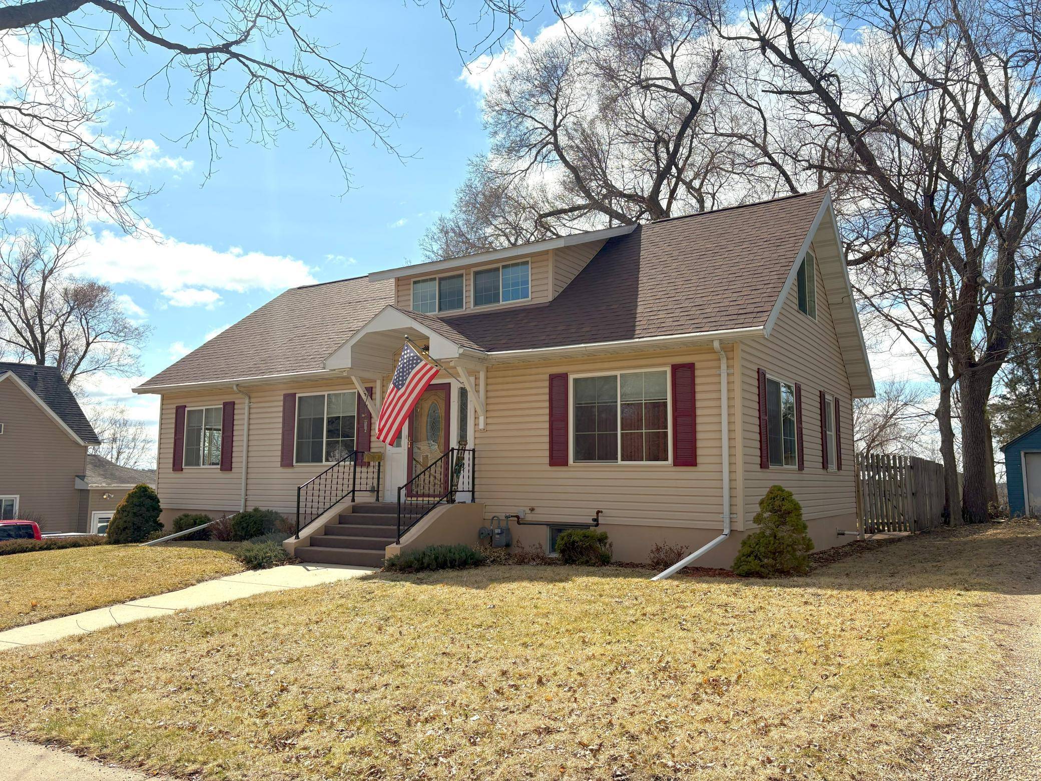 Montevideo, MN 56265,217 S 4th ST