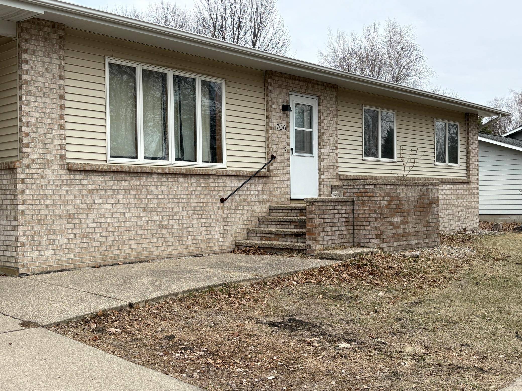 Benson, MN 56215,706 18th ST S