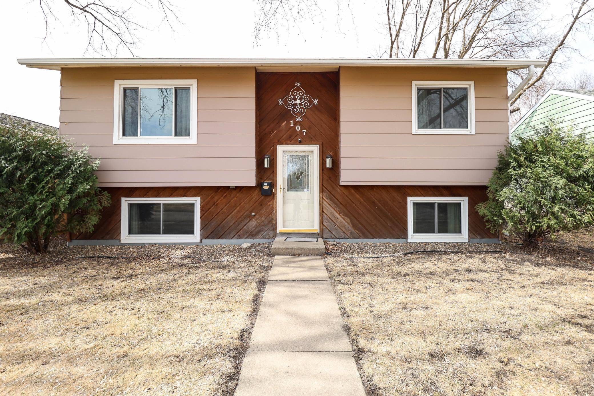 Rochester, MN 55901,107 37th AVE NW