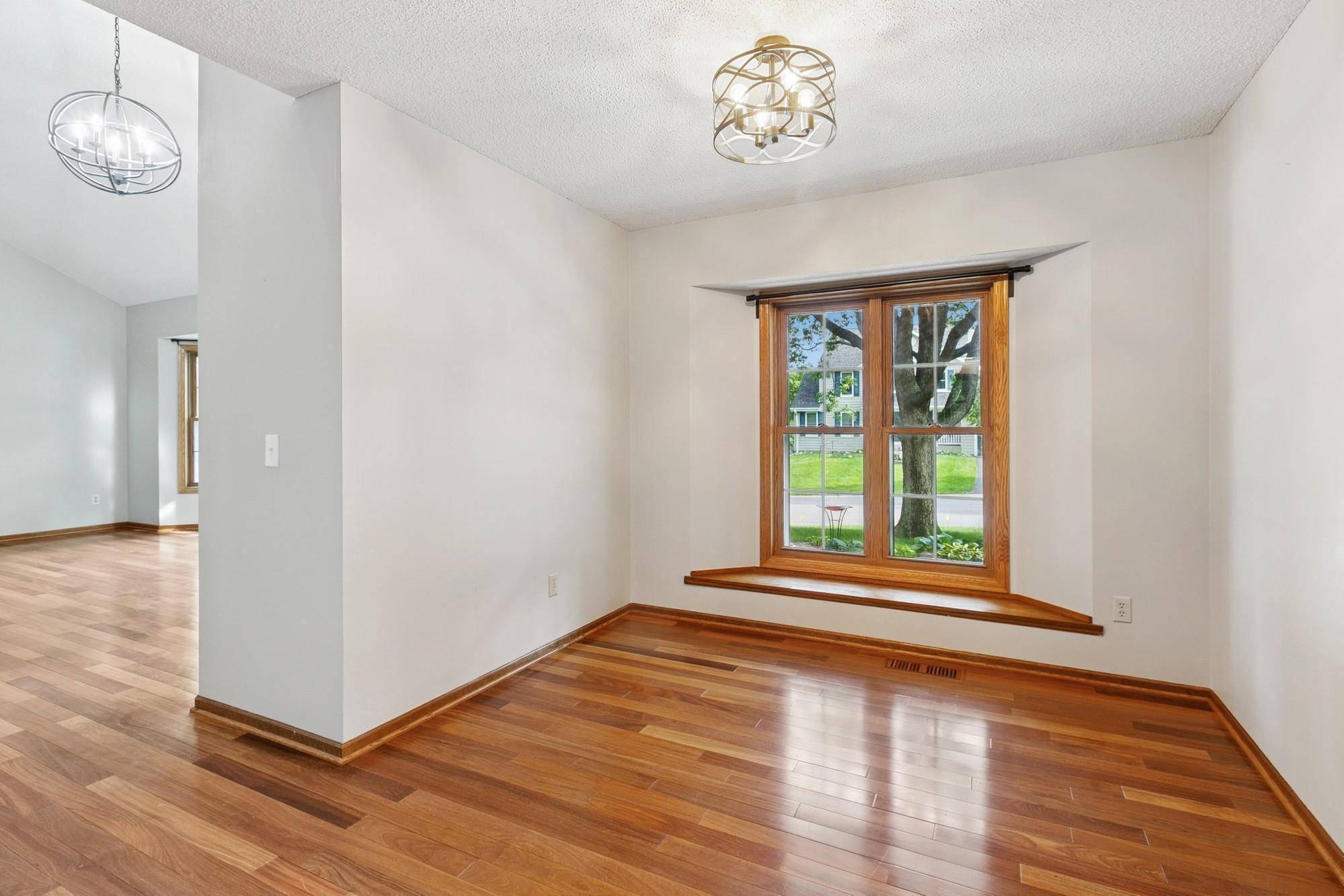 Apple Valley, MN 55124,12776 Durham WAY