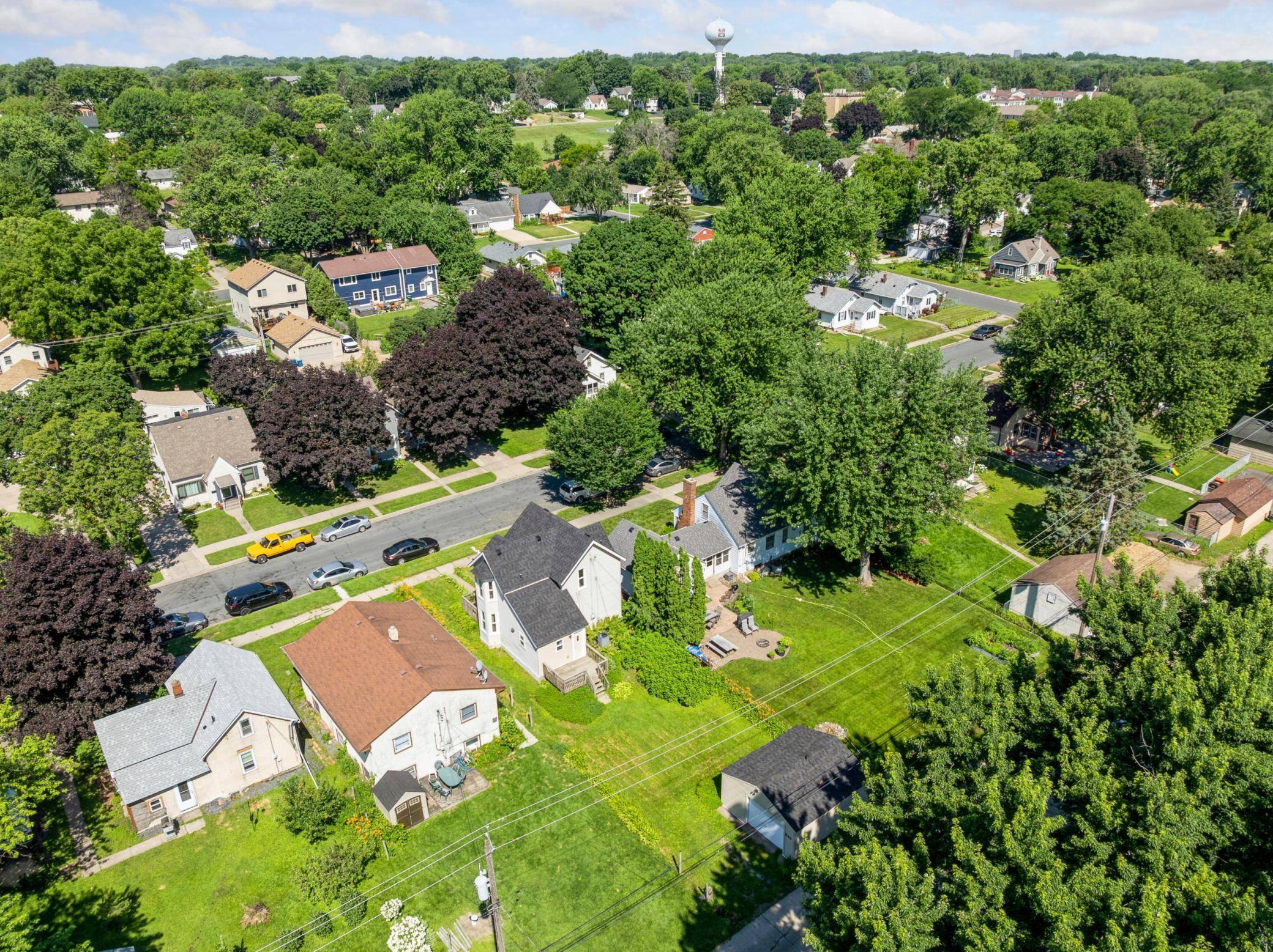 South Saint Paul, MN 55075,522 16th AVE N