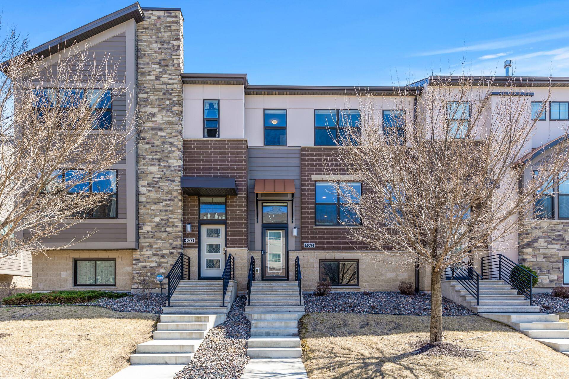 Eagan, MN 55122,4025 River Valley WAY