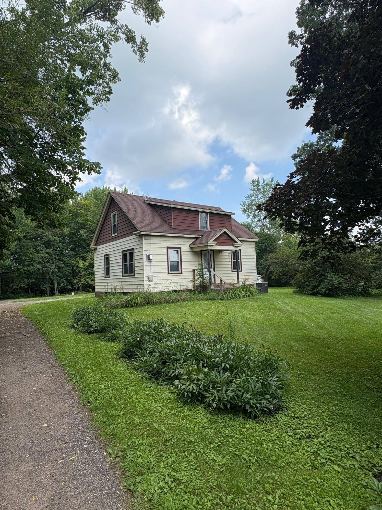 Harris, MN 55032,100 Stark RD