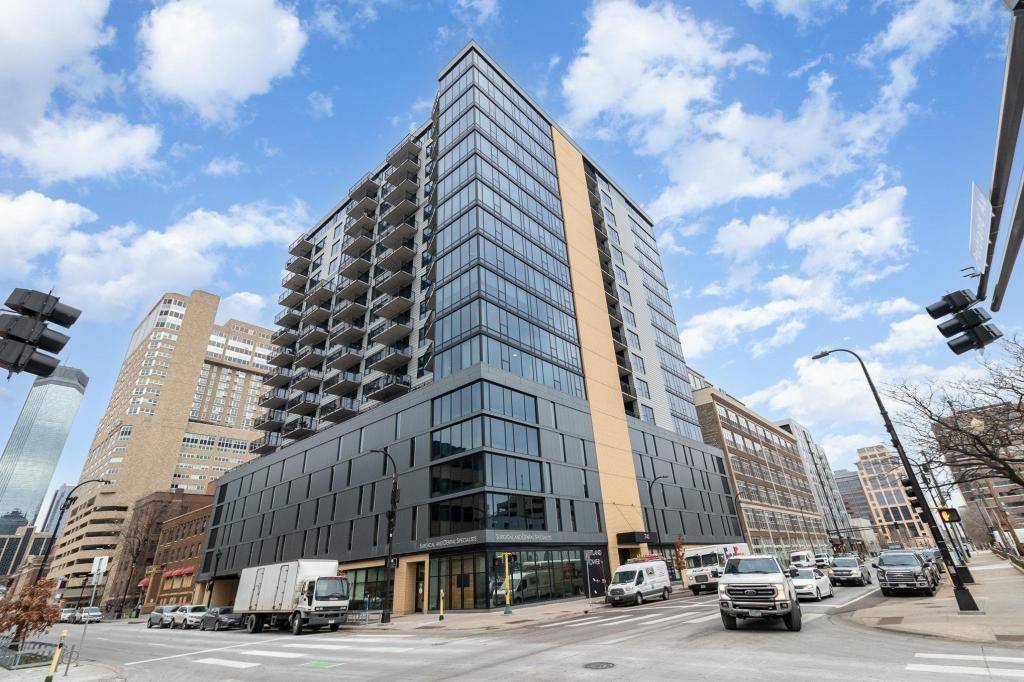 Minneapolis, MN 55415,740 Portland AVE #910