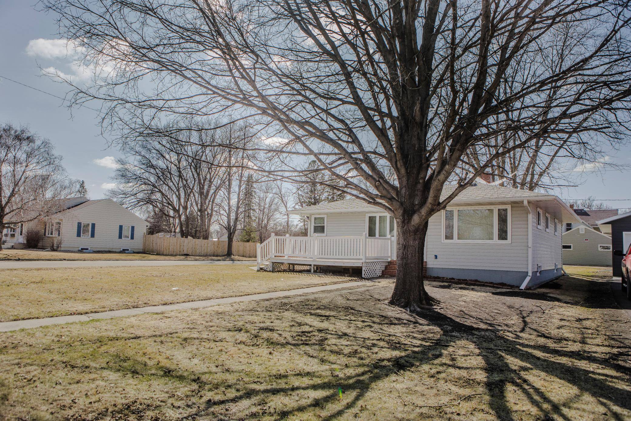 Chokio, MN 56221,311 1st ST E