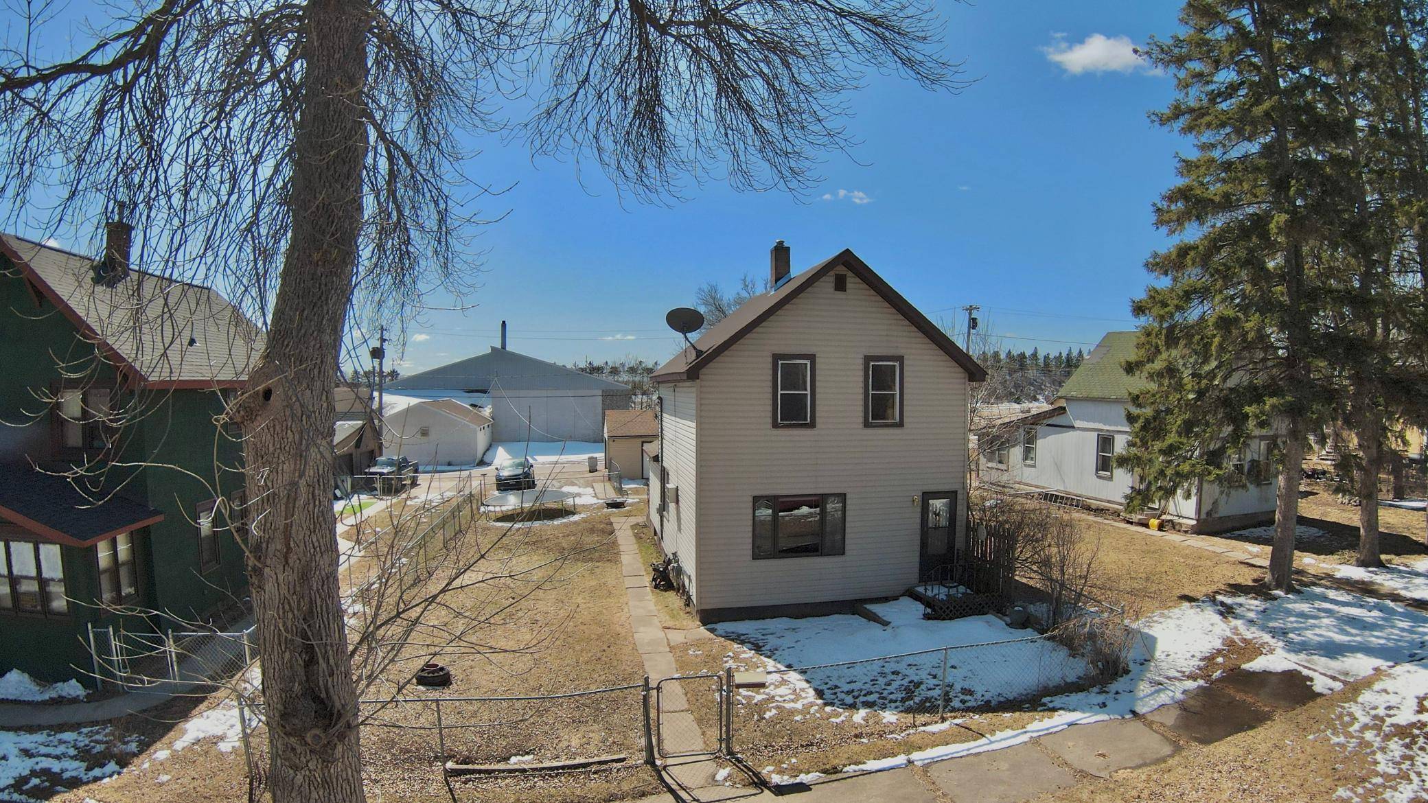 Chisholm, MN 55719,313 9th ST SW