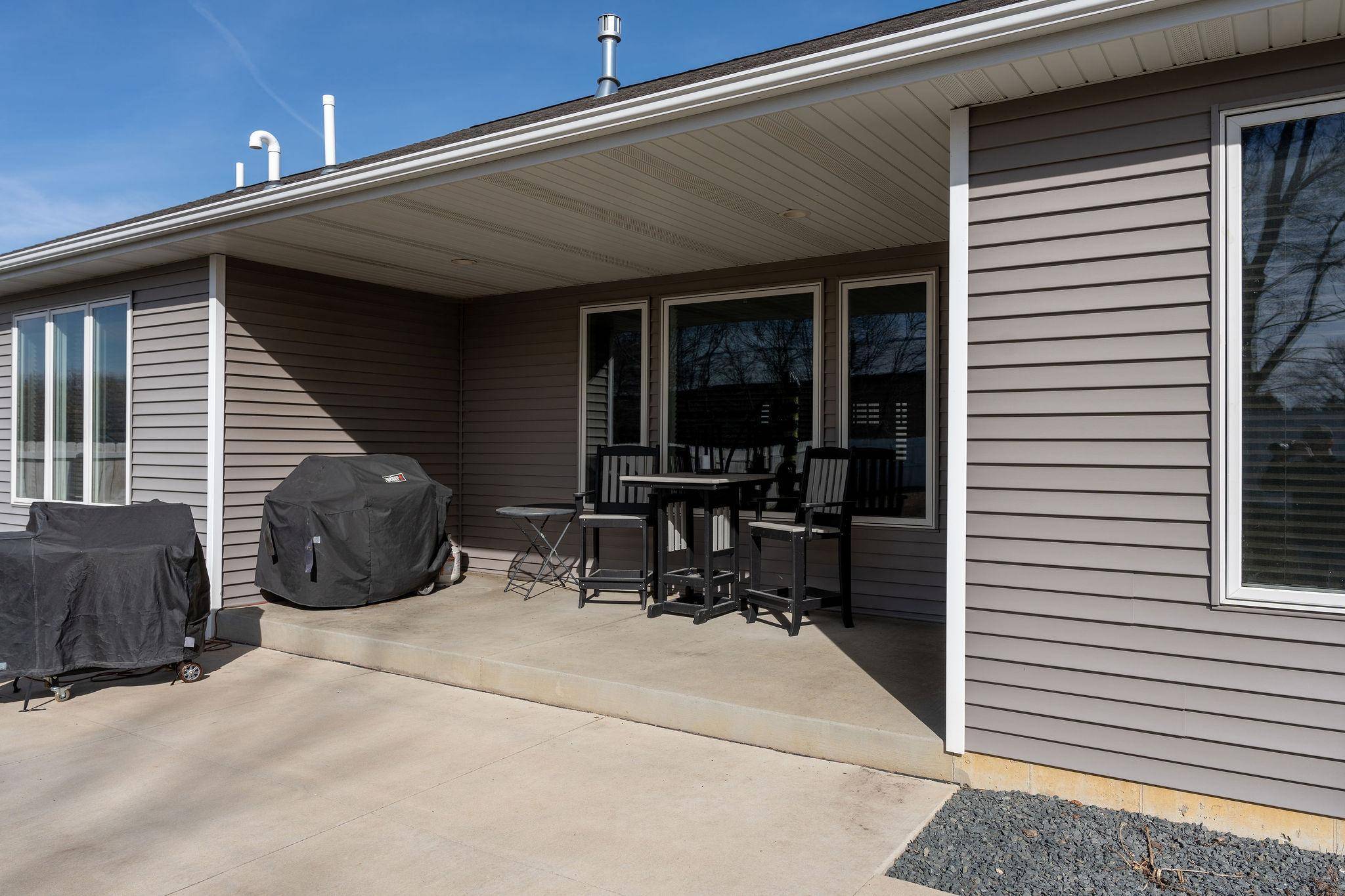 Racine, MN 55967,204 Lincoln DR NE