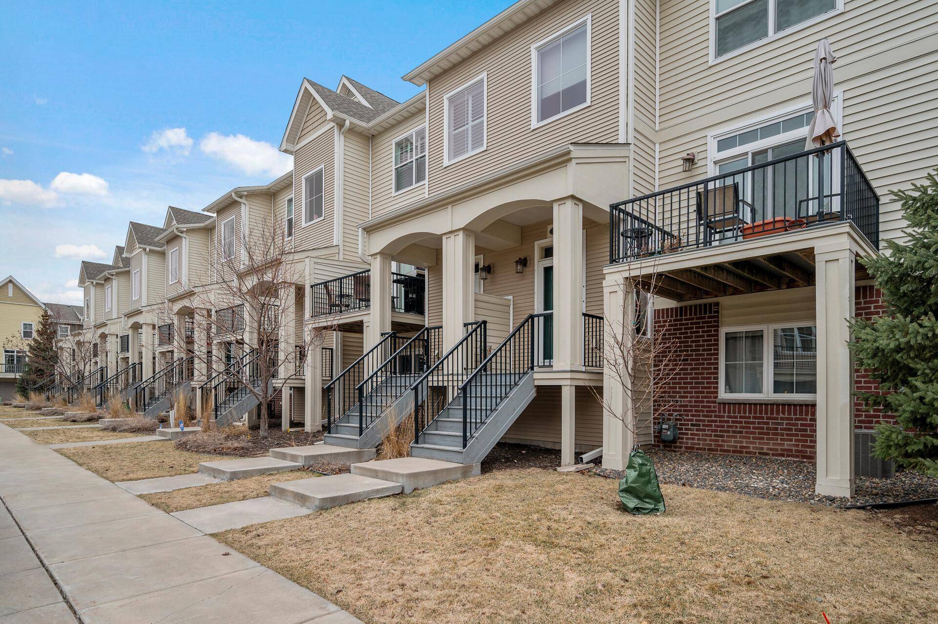 Maple Grove, MN 55369,8140 Magnolia LN N