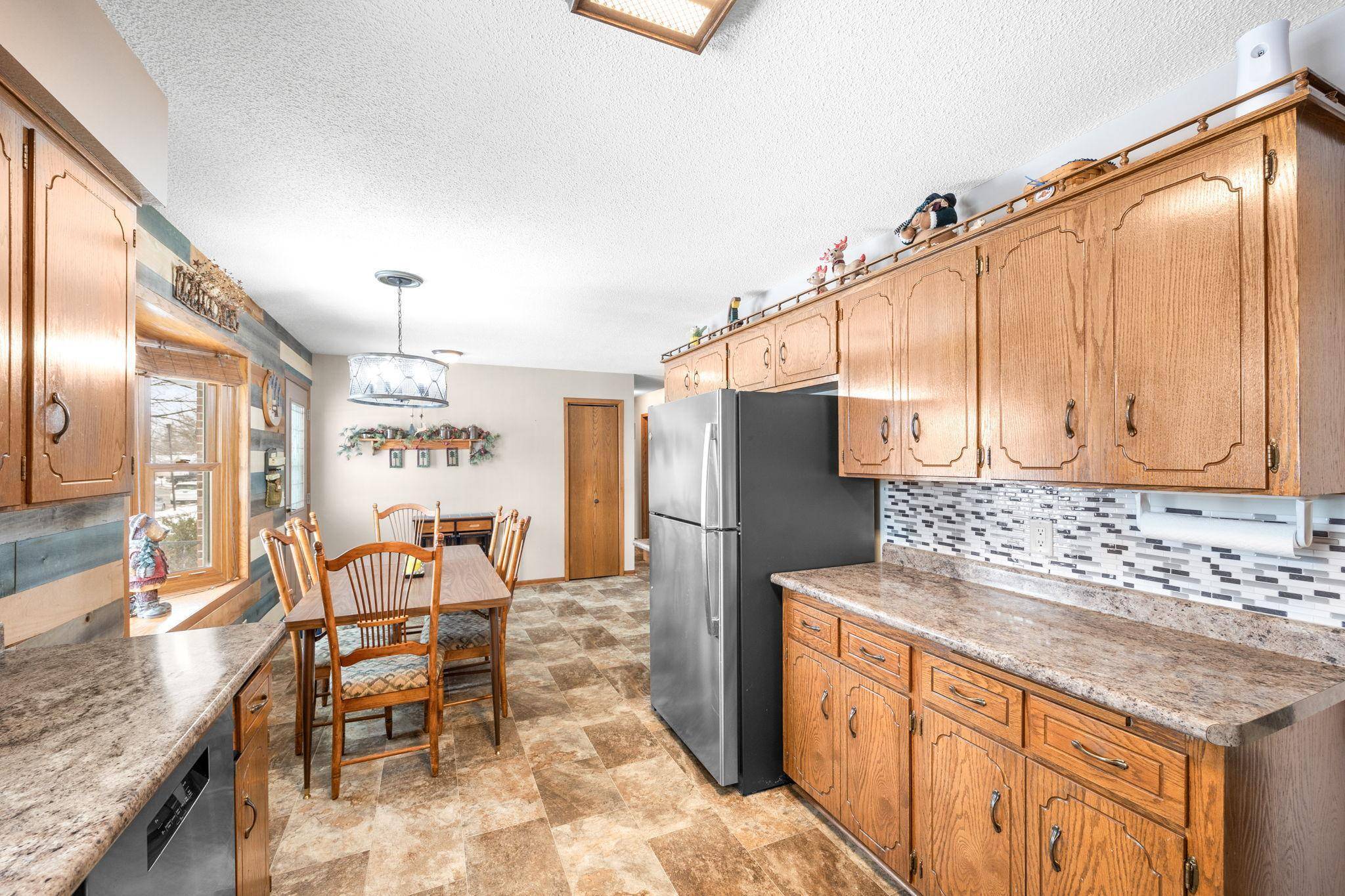 Hutchinson, MN 55350,409 Stoney Point RD SW