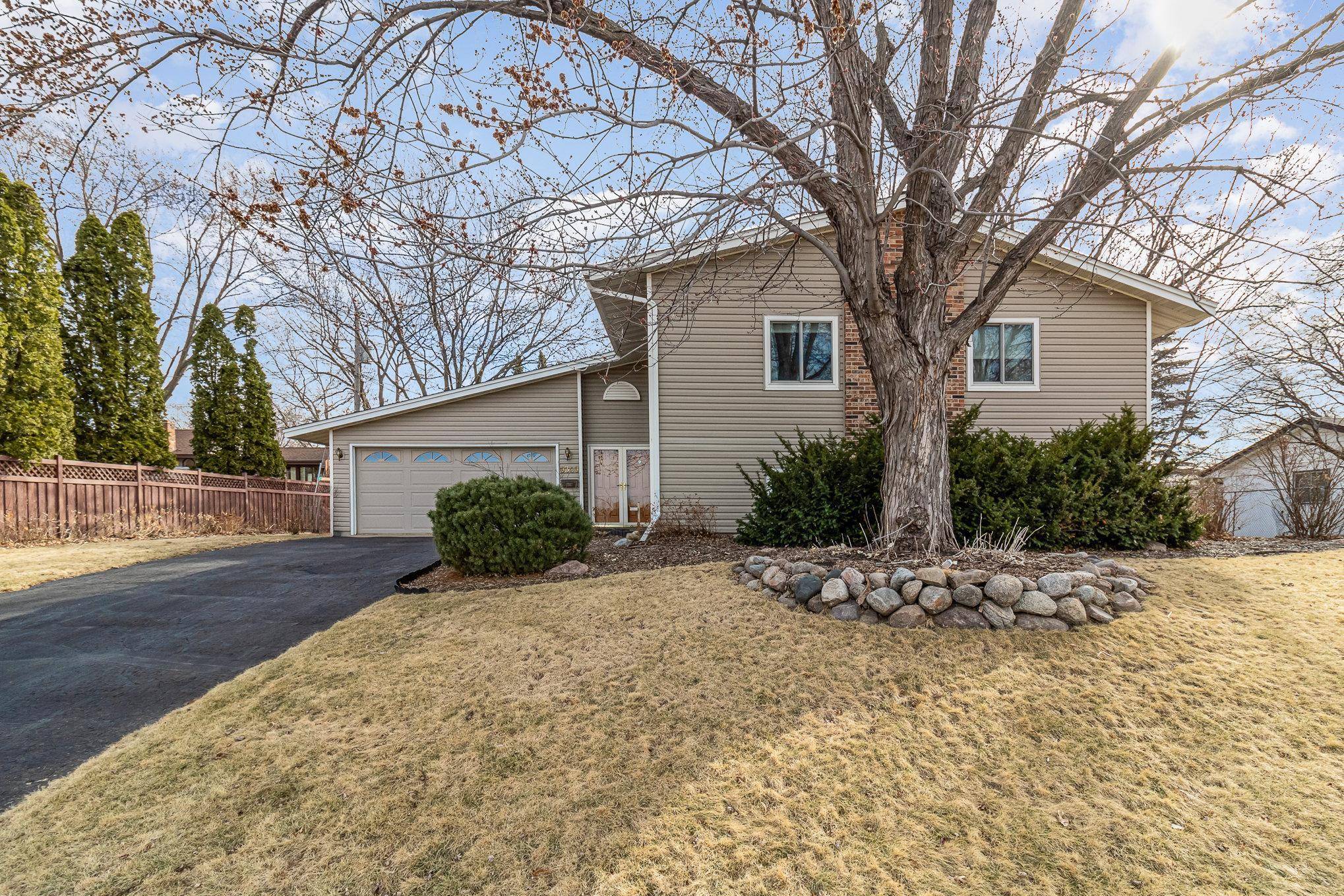 Bloomington, MN 55431,9309 Sheridan AVE S