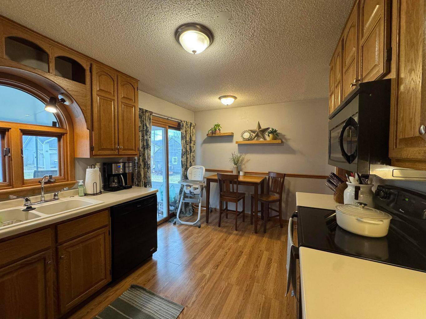 La Crescent, MN 55947,507 S 7th ST