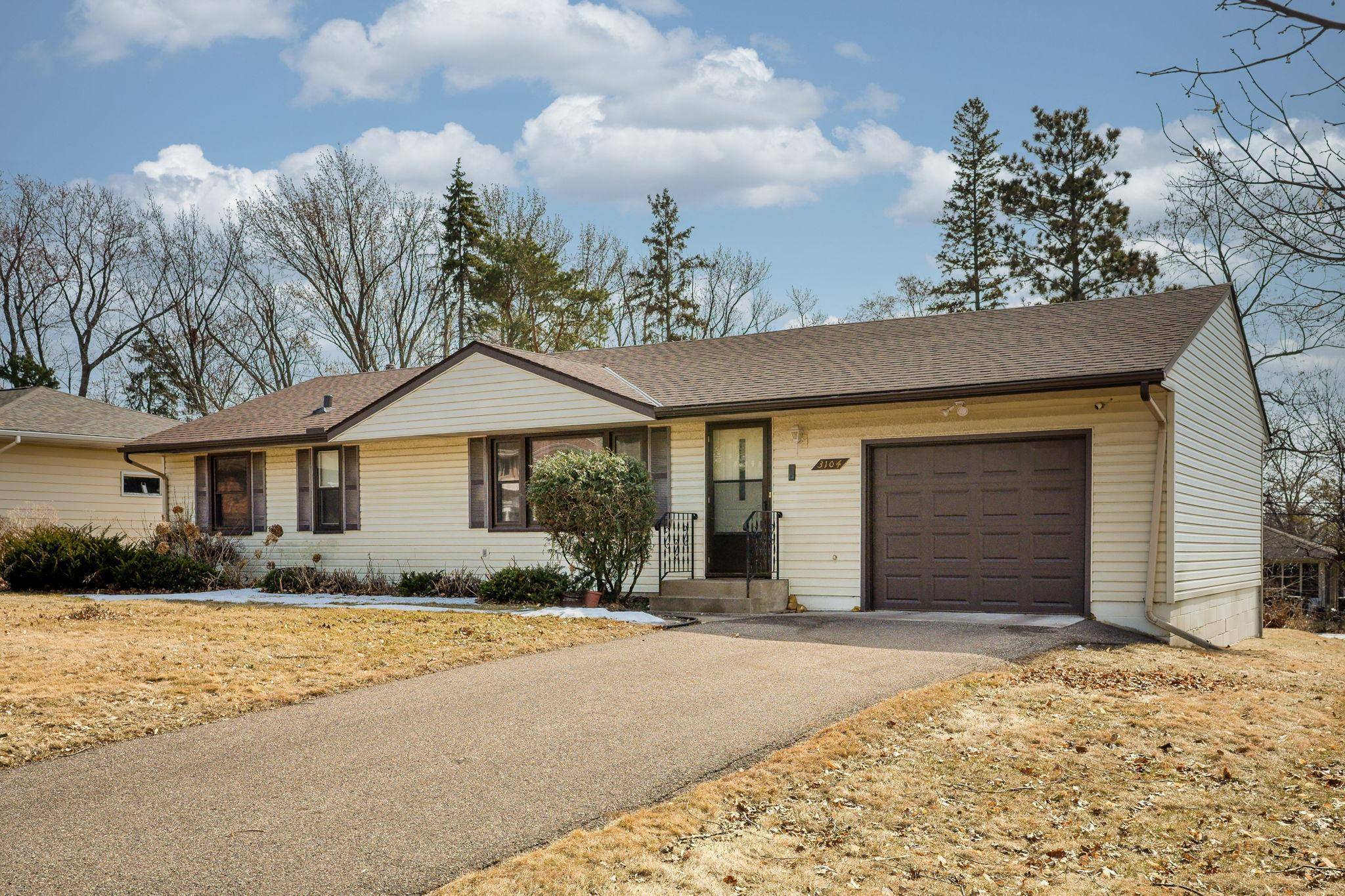 Saint Anthony, MN 55418,3104 31st AVE NE
