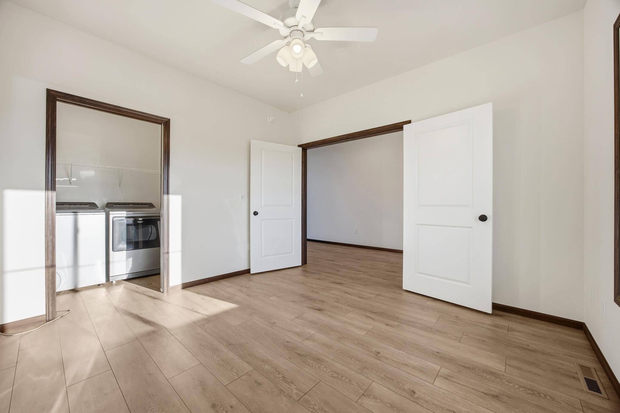 Moorhead, MN 56560,4724 Hampton LOOP S