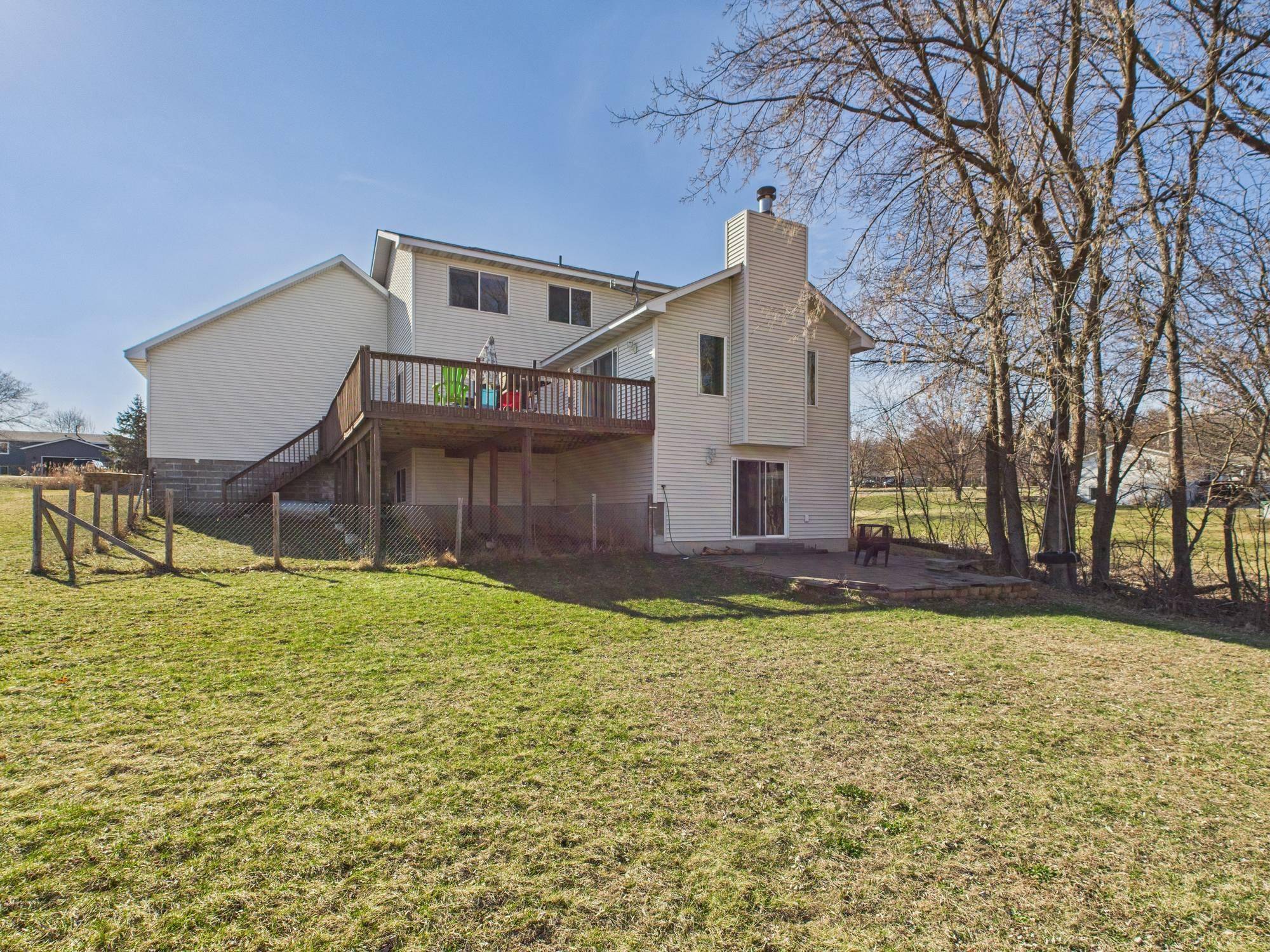 Saint Joseph, MN 56374,814 3rd AVE SW