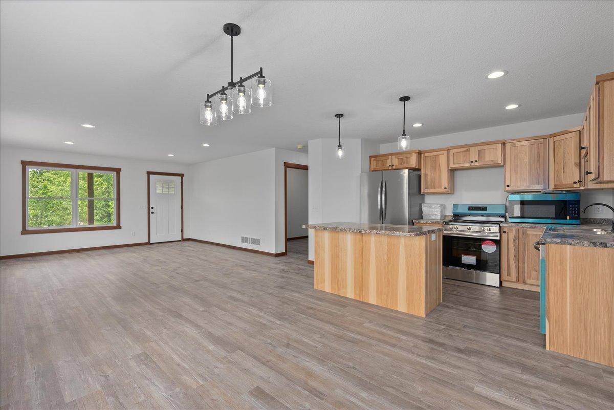 New Richmond, WI 54017,1705 107th ST