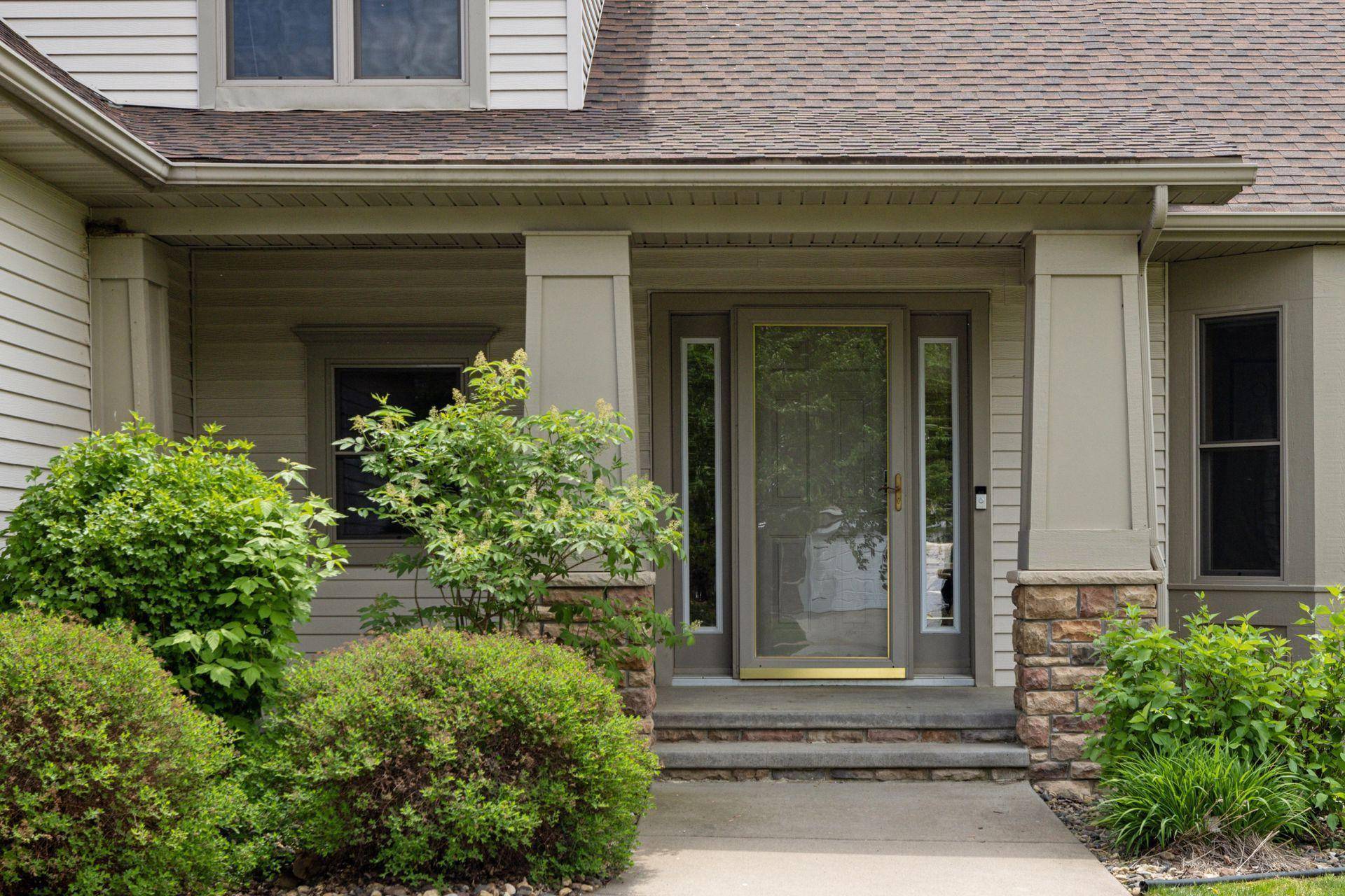 River Falls, WI 54022,2164 Rushmore DR