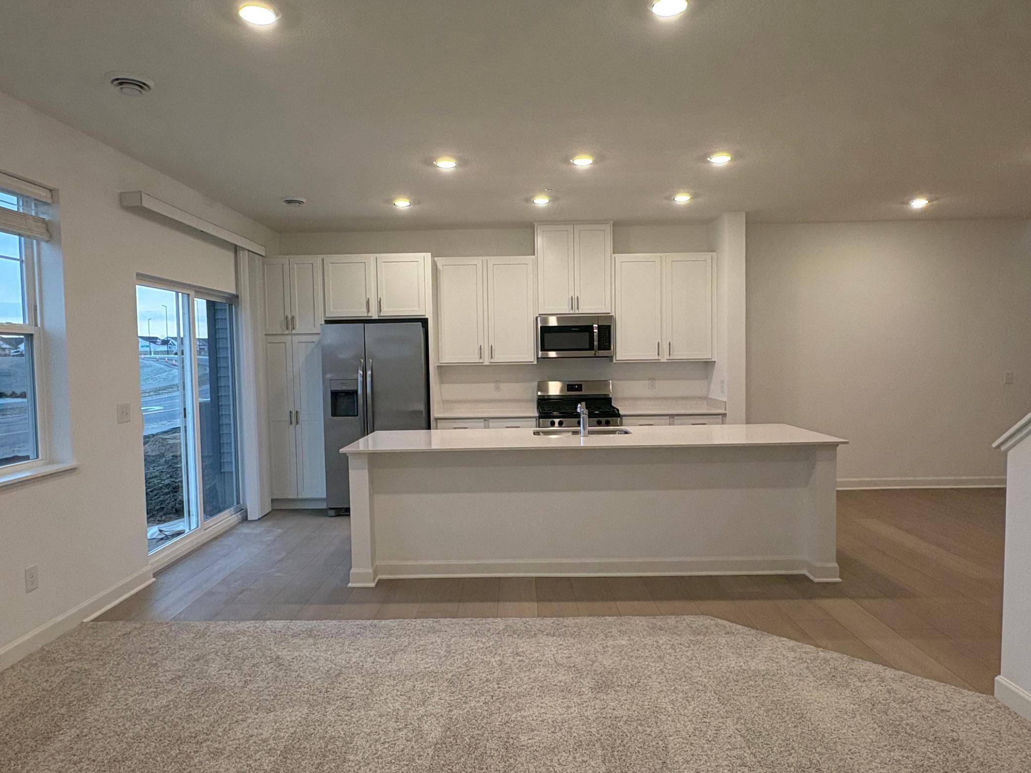 Maple Grove, MN 55369,10463 Harbor LN N