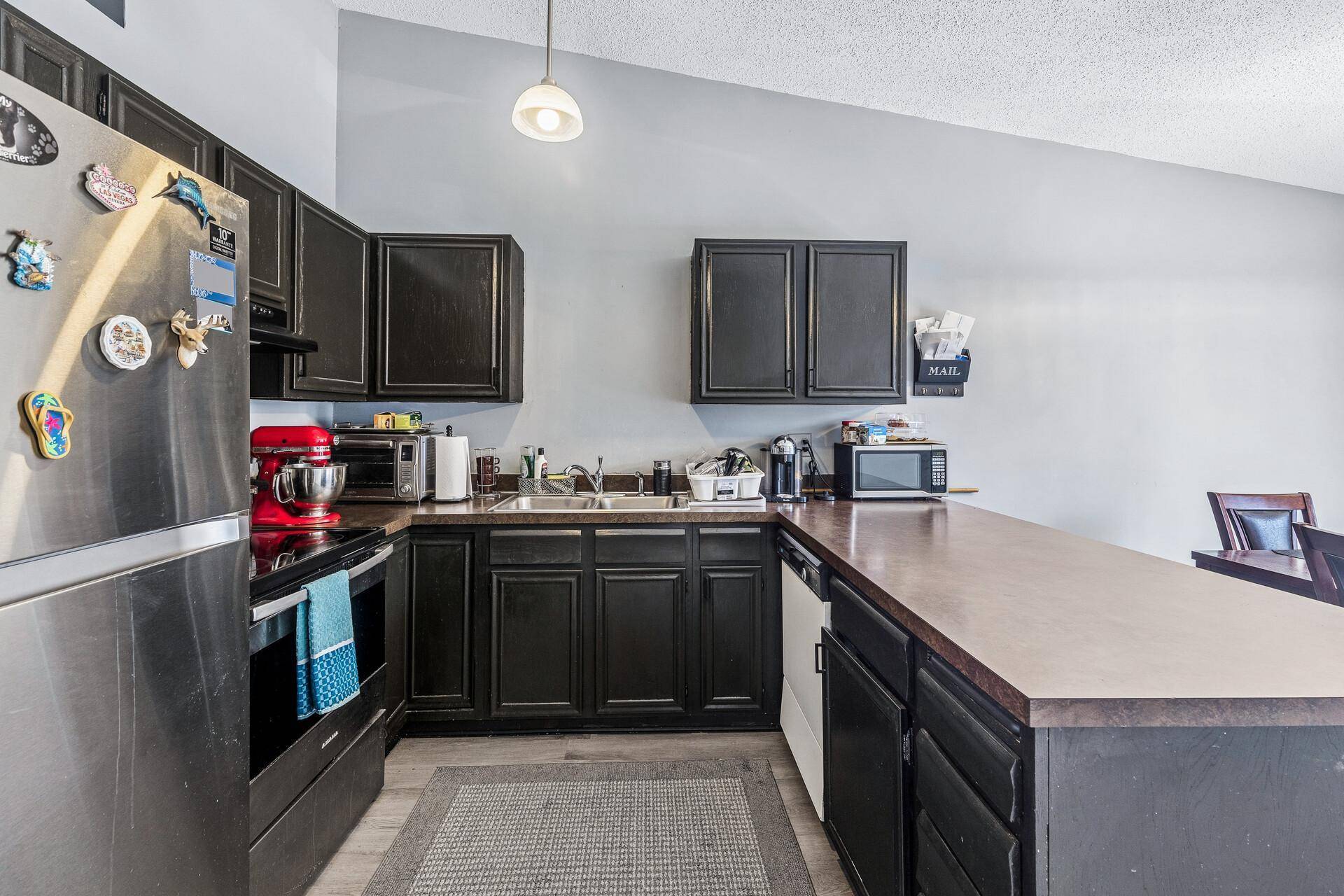 Burnsville, MN 55337,240 River Woods LN