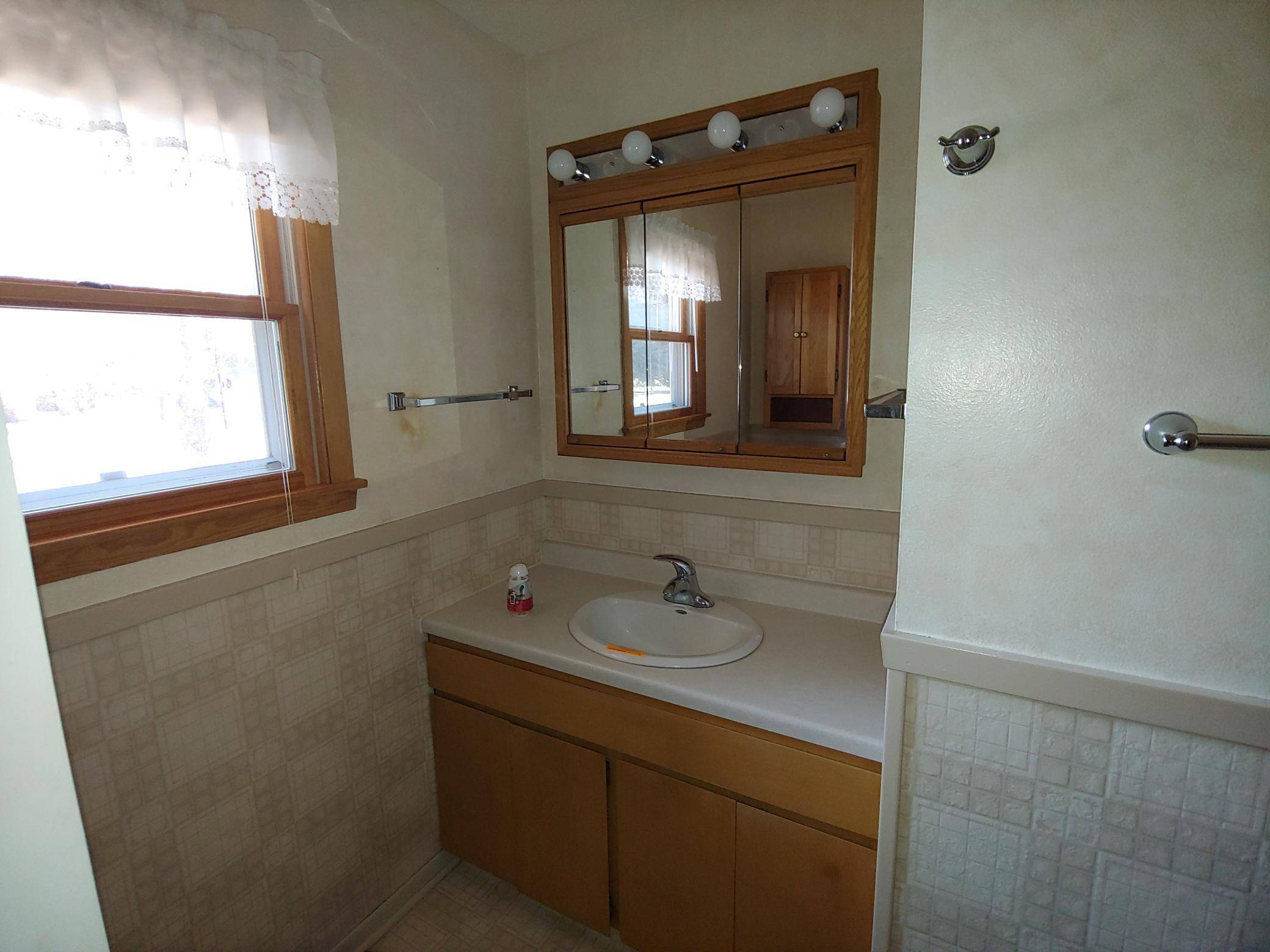 Warren, MN 56762,1024 N 7th ST