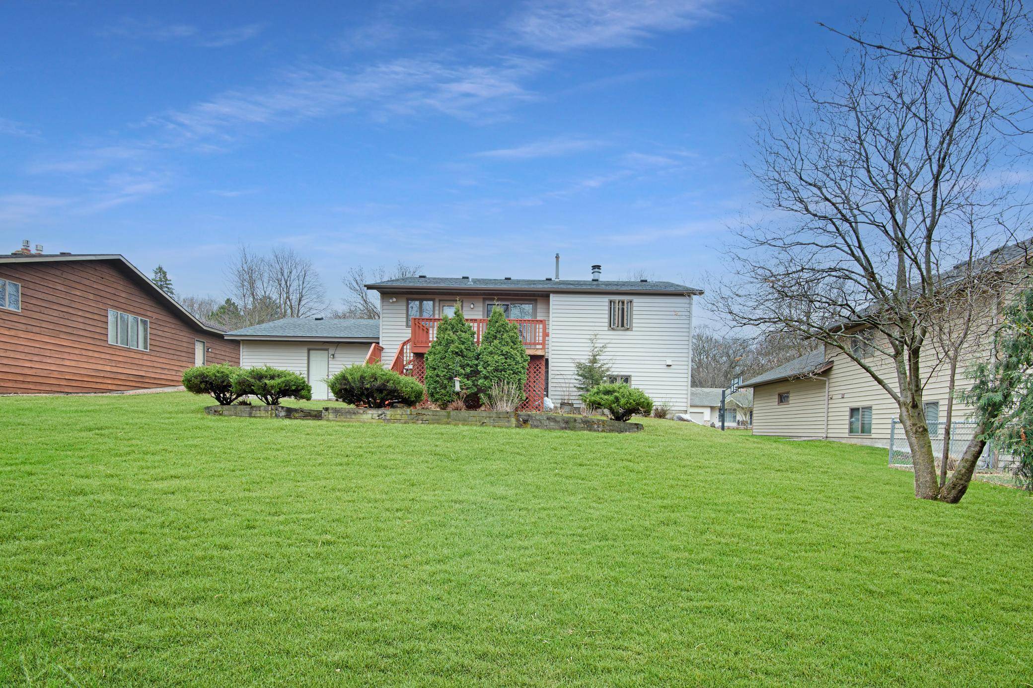 Saint Cloud, MN 56301,1917 Linda LN