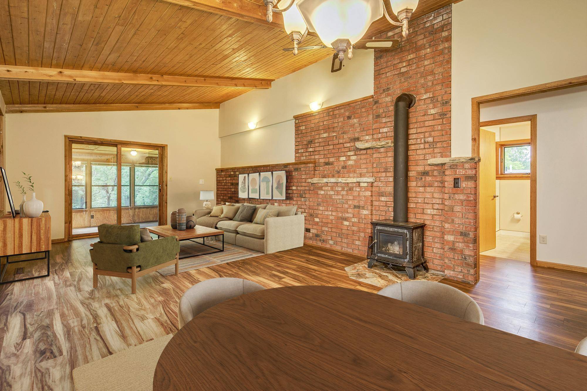 Arden Hills, MN 55112,3723 New Brighton RD