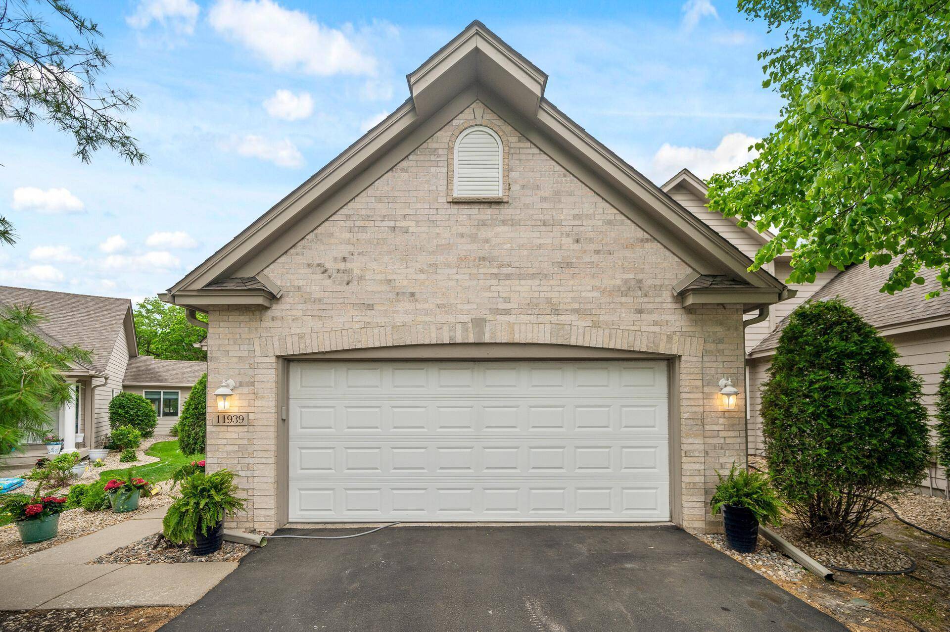 Eden Prairie, MN 55344,11939 Tiffany LN